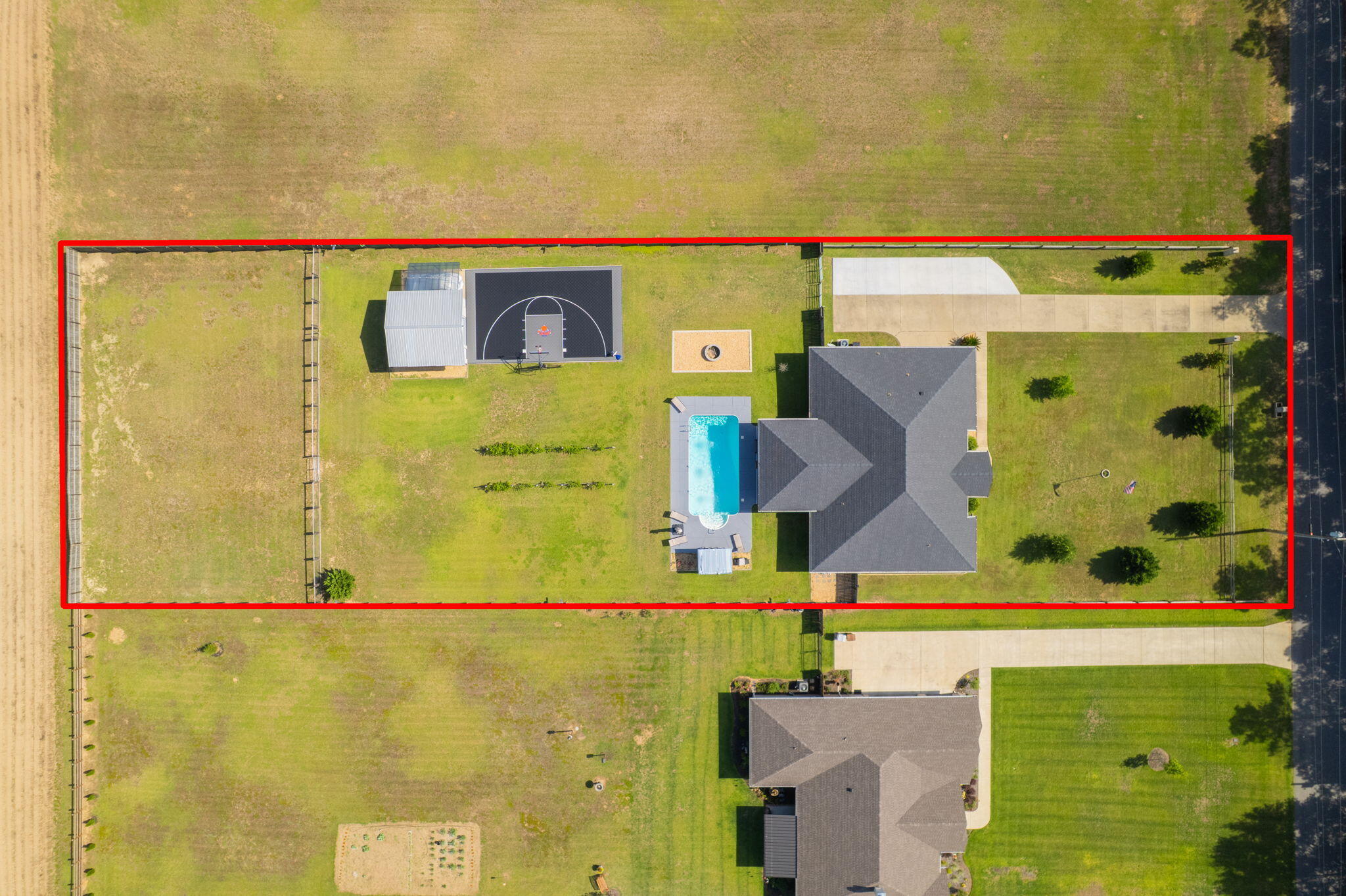 NO RECORDED SUBDIVISION - Residential