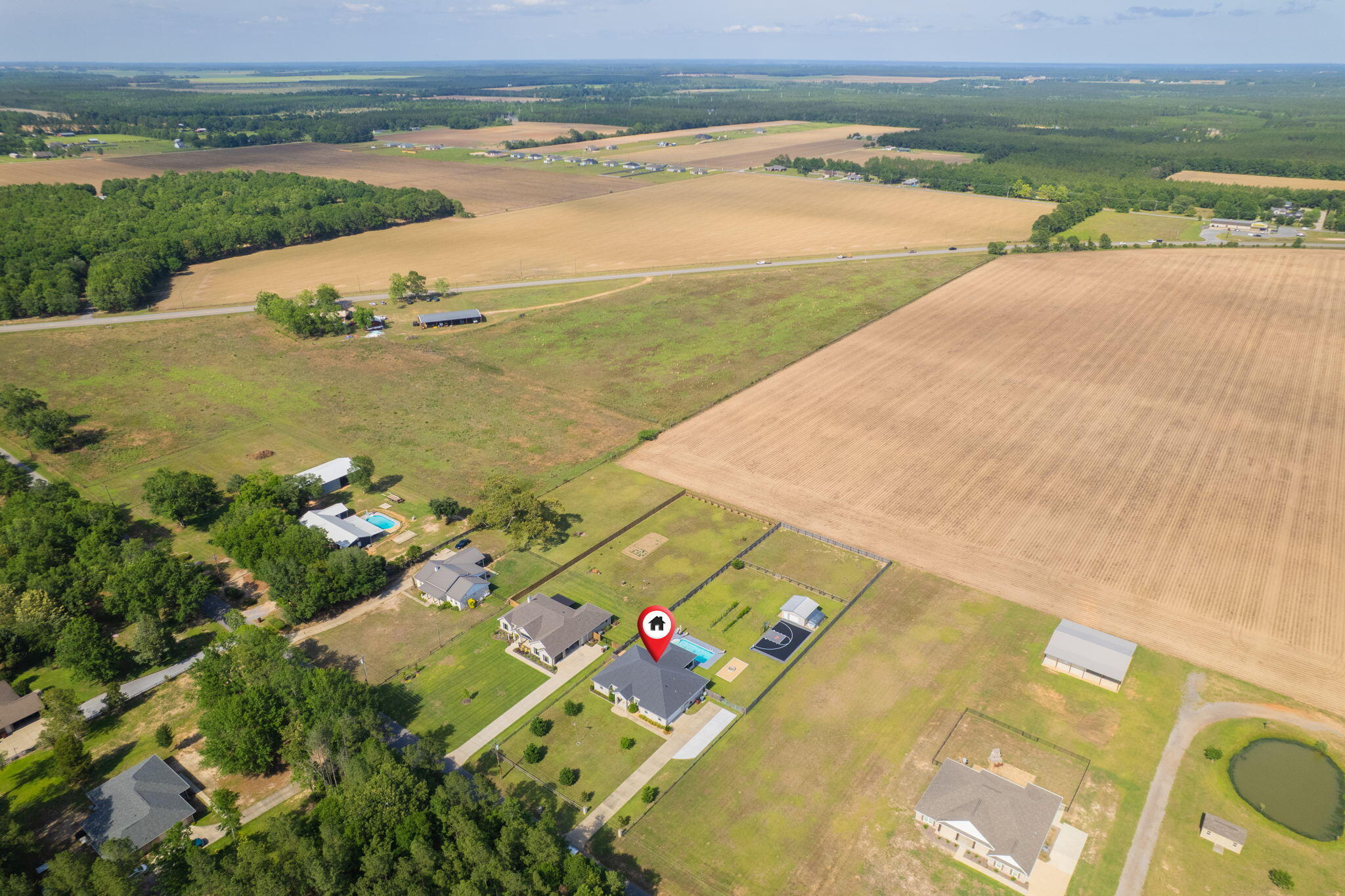 NO RECORDED SUBDIVISION - Residential