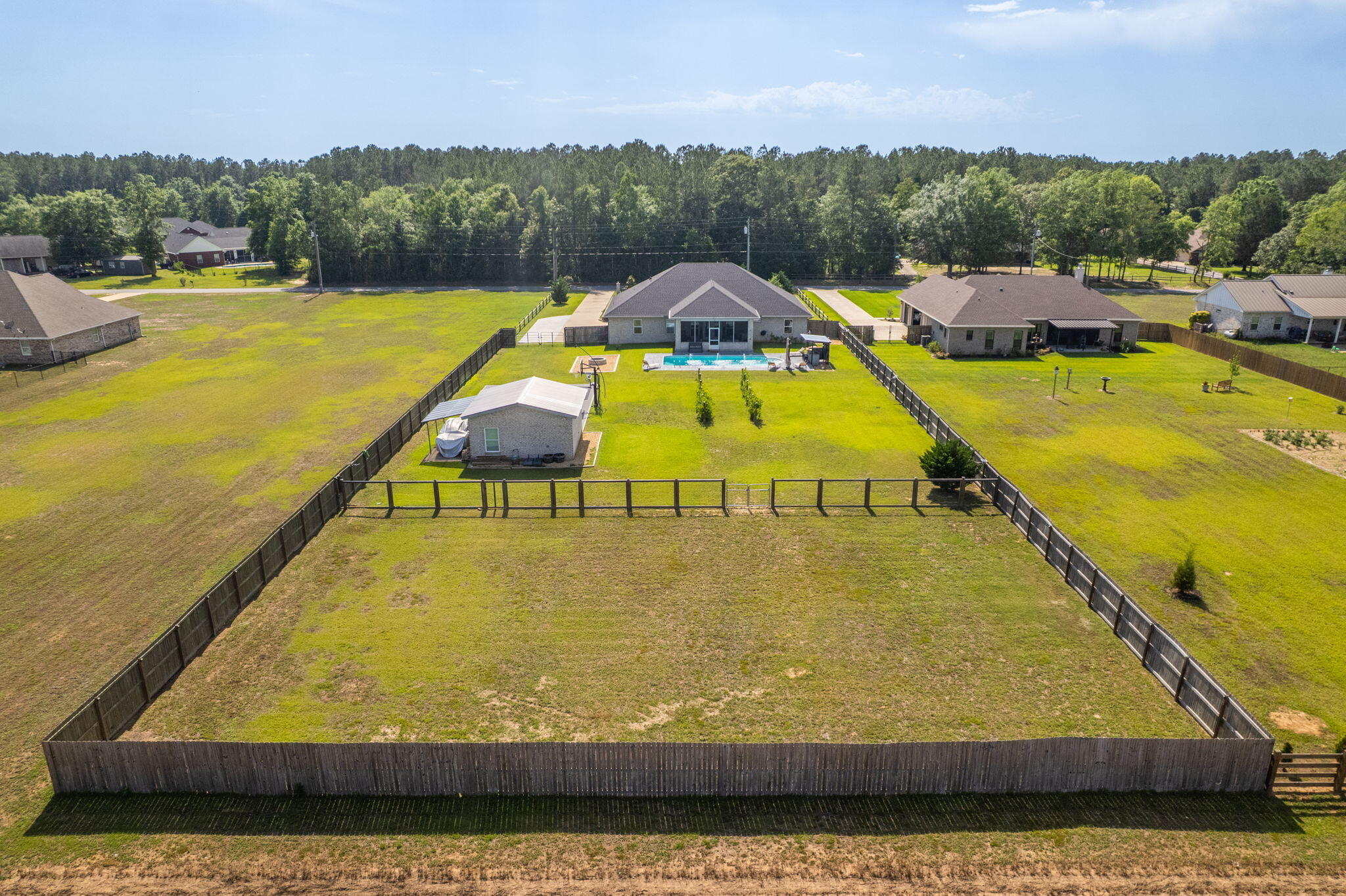 NO RECORDED SUBDIVISION - Residential