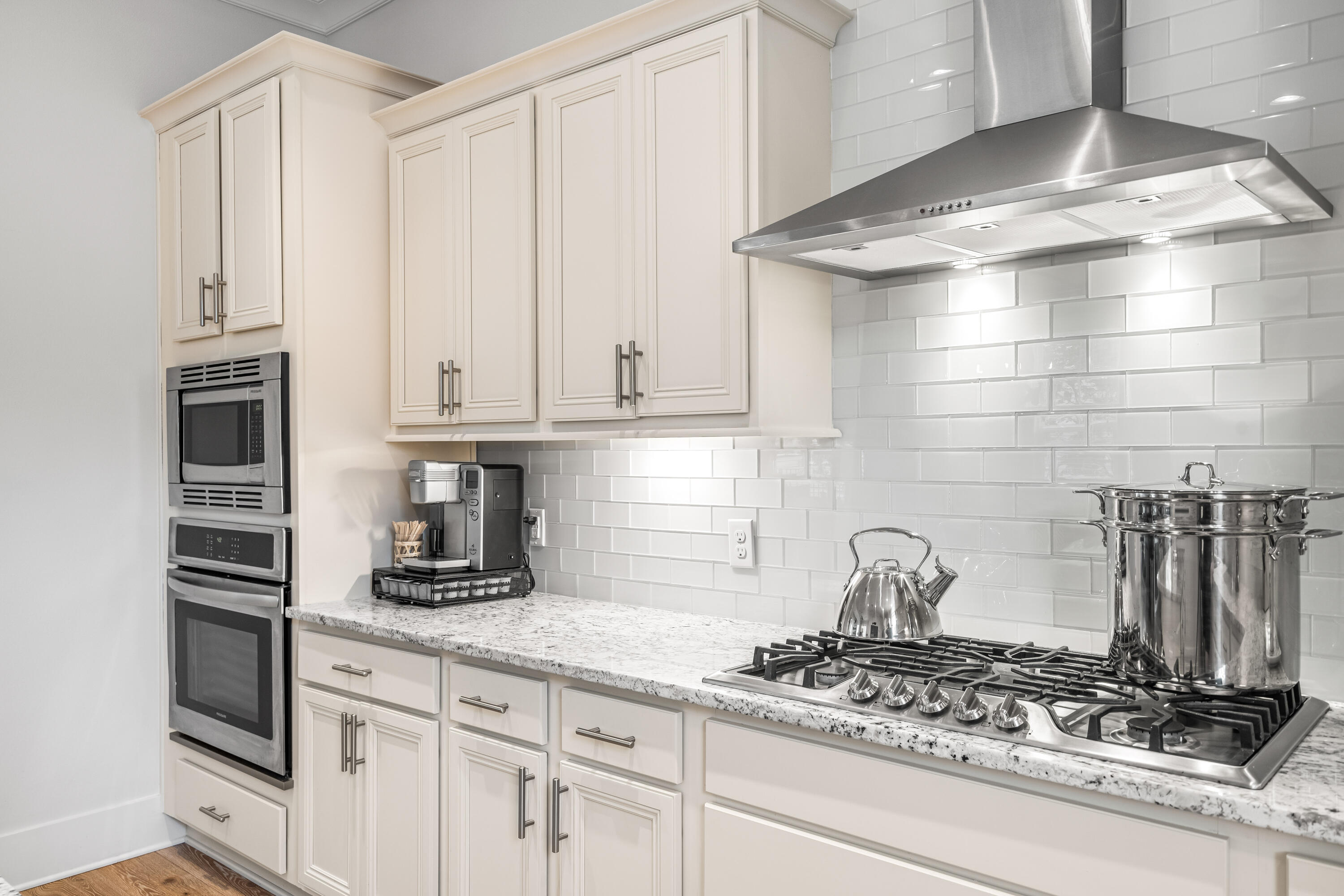 HIGHLAND PARKS - Residential