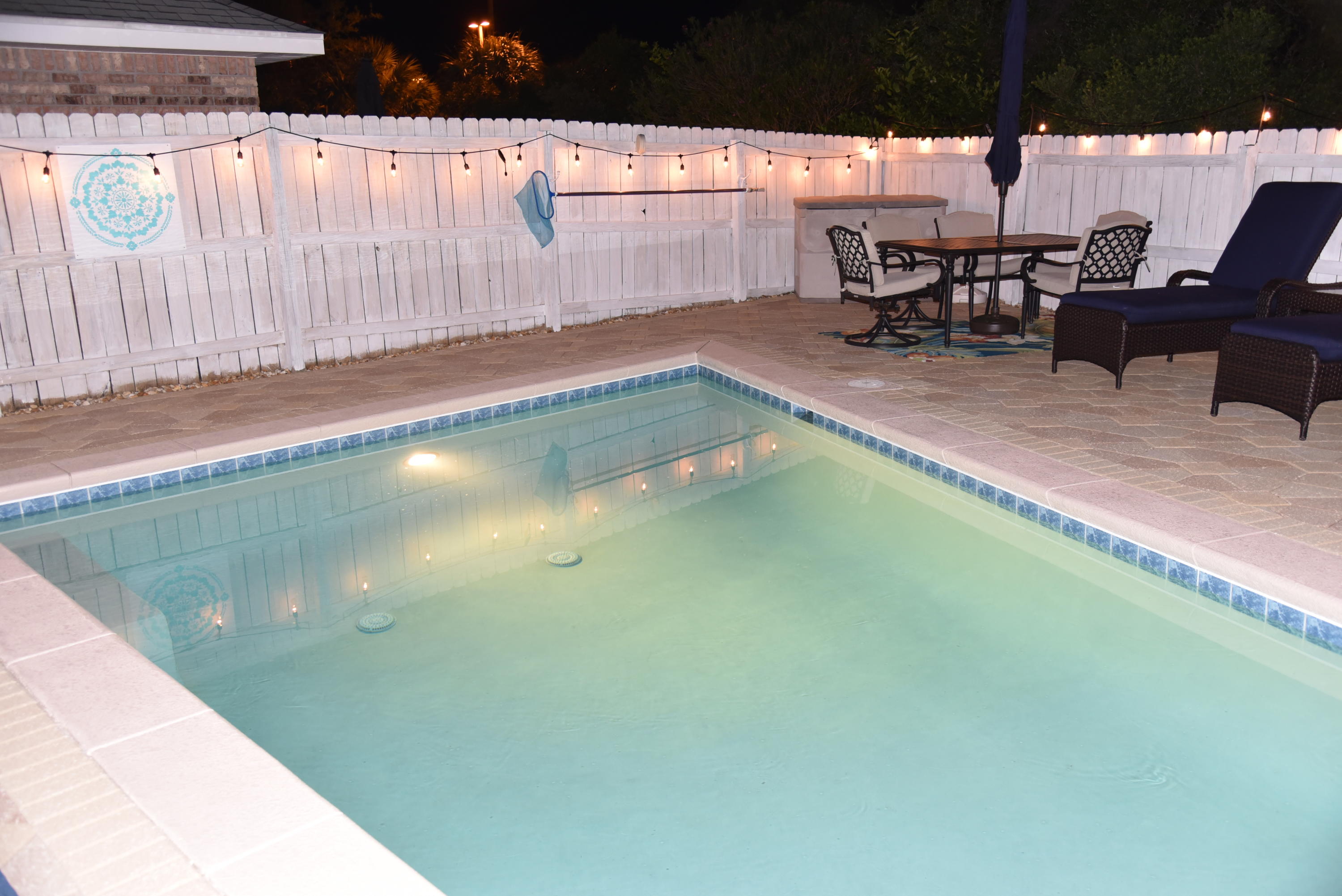 PARADISE RETREAT - Residential