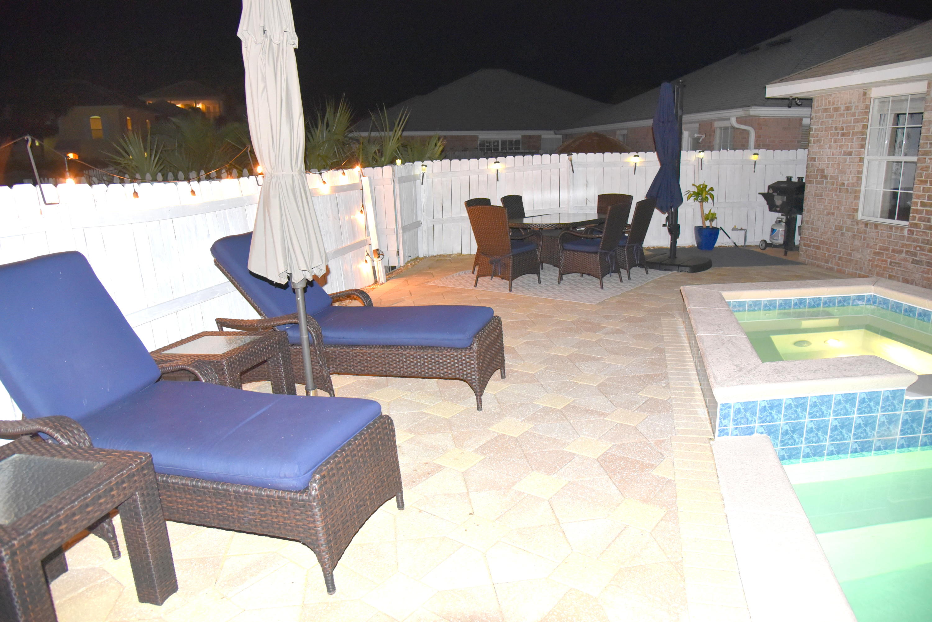 PARADISE RETREAT - Residential