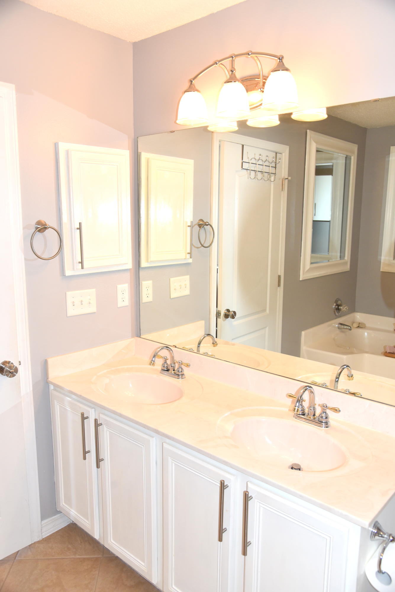 PARADISE RETREAT - Residential