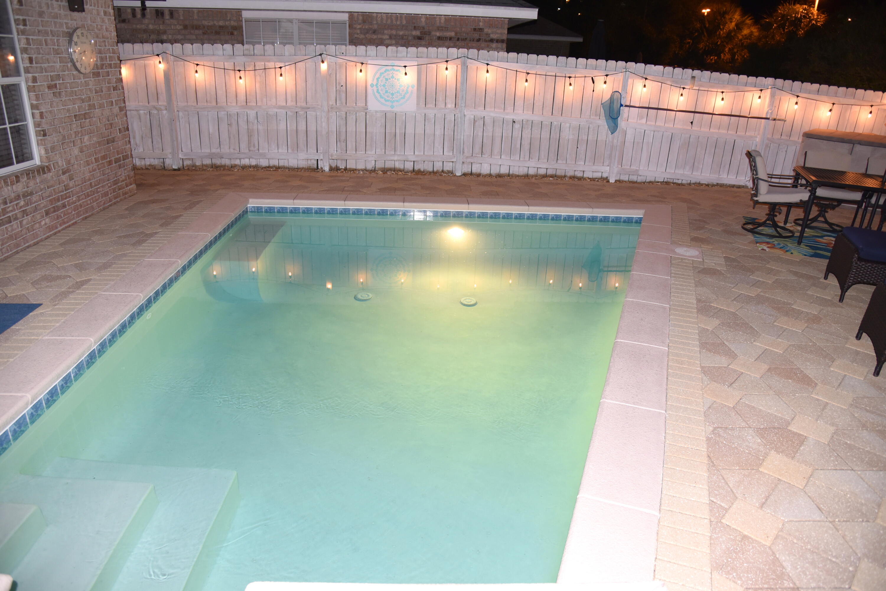 PARADISE RETREAT - Residential