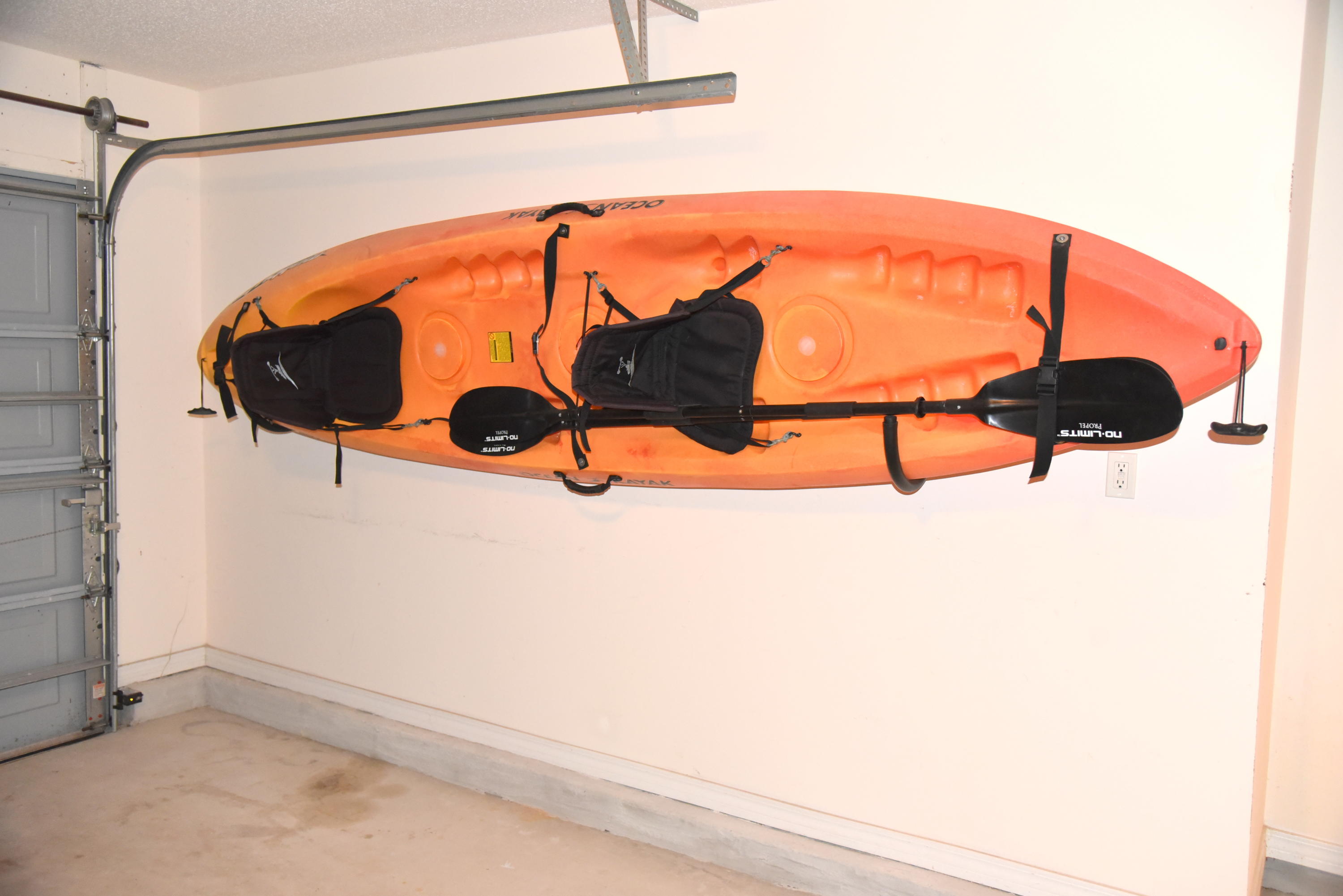 PARADISE RETREAT - Residential