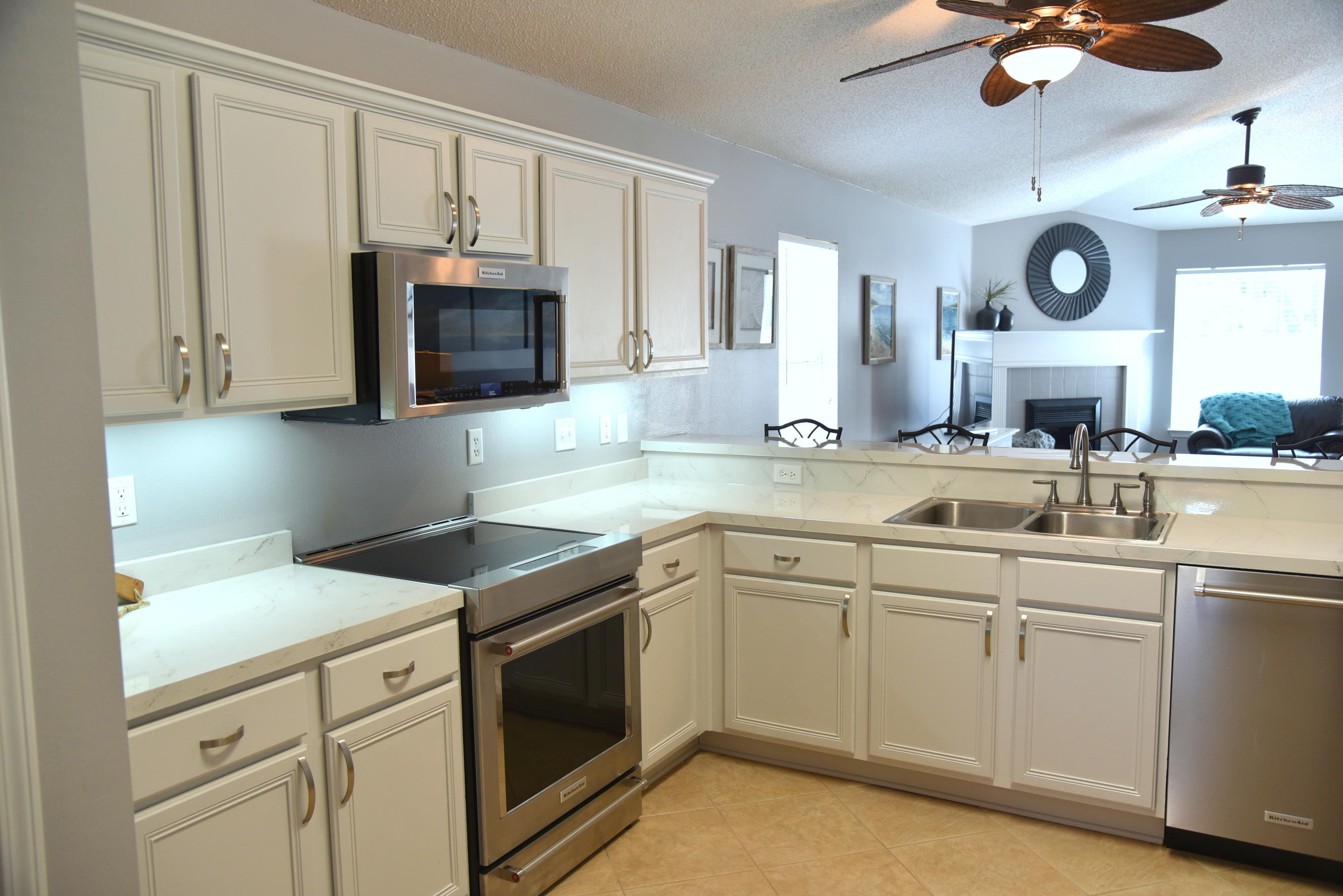 PARADISE RETREAT - Residential