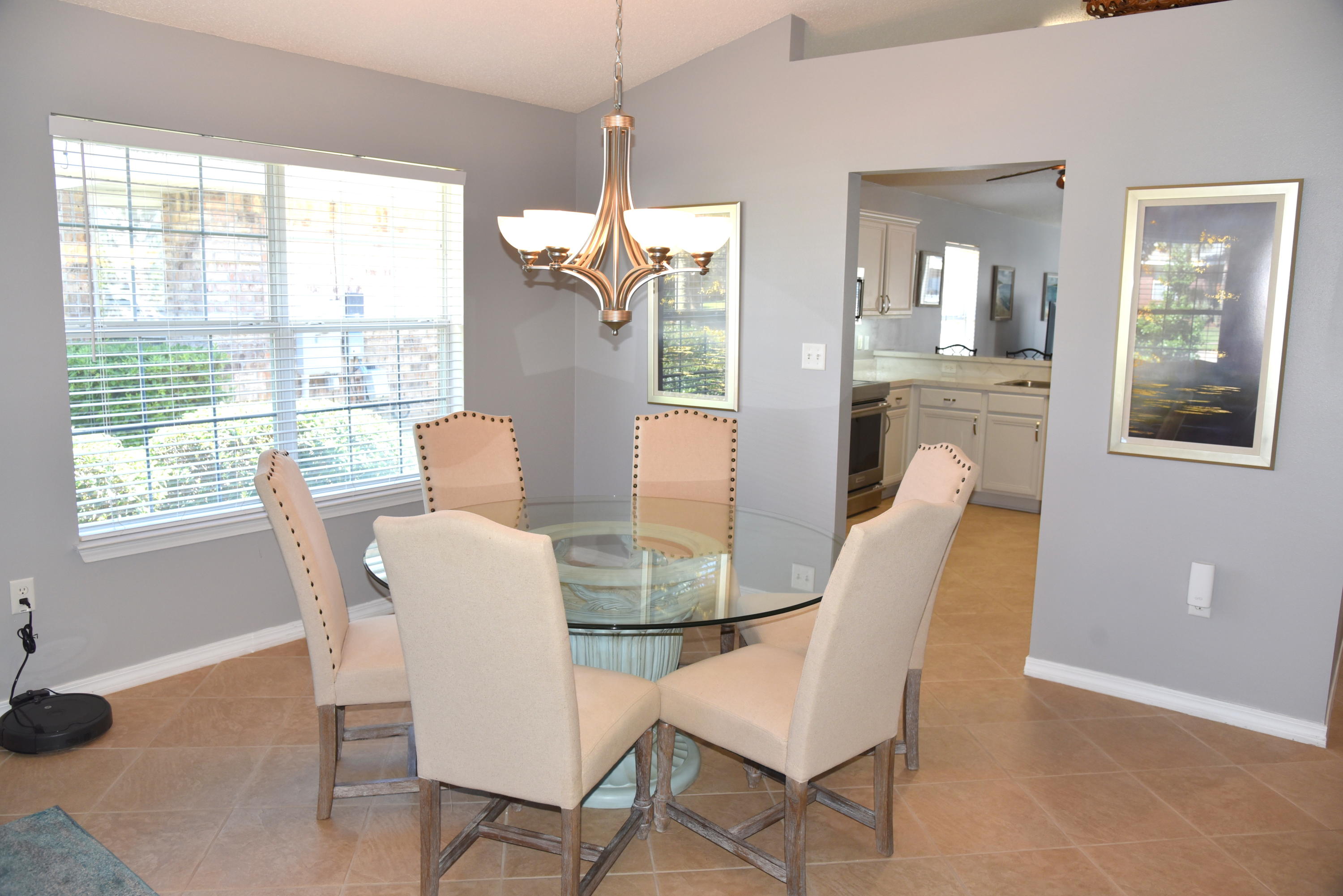 PARADISE RETREAT - Residential