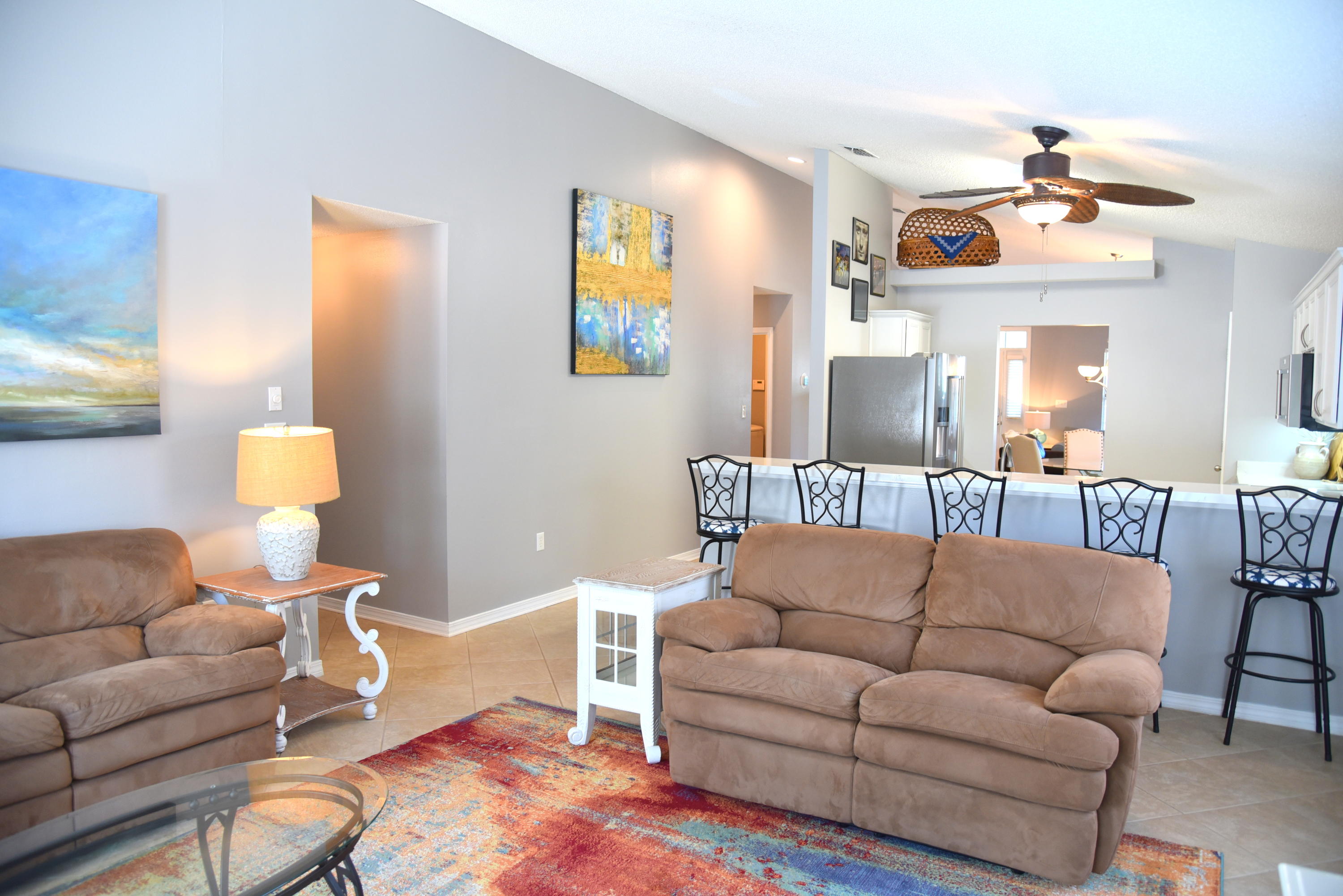 PARADISE RETREAT - Residential