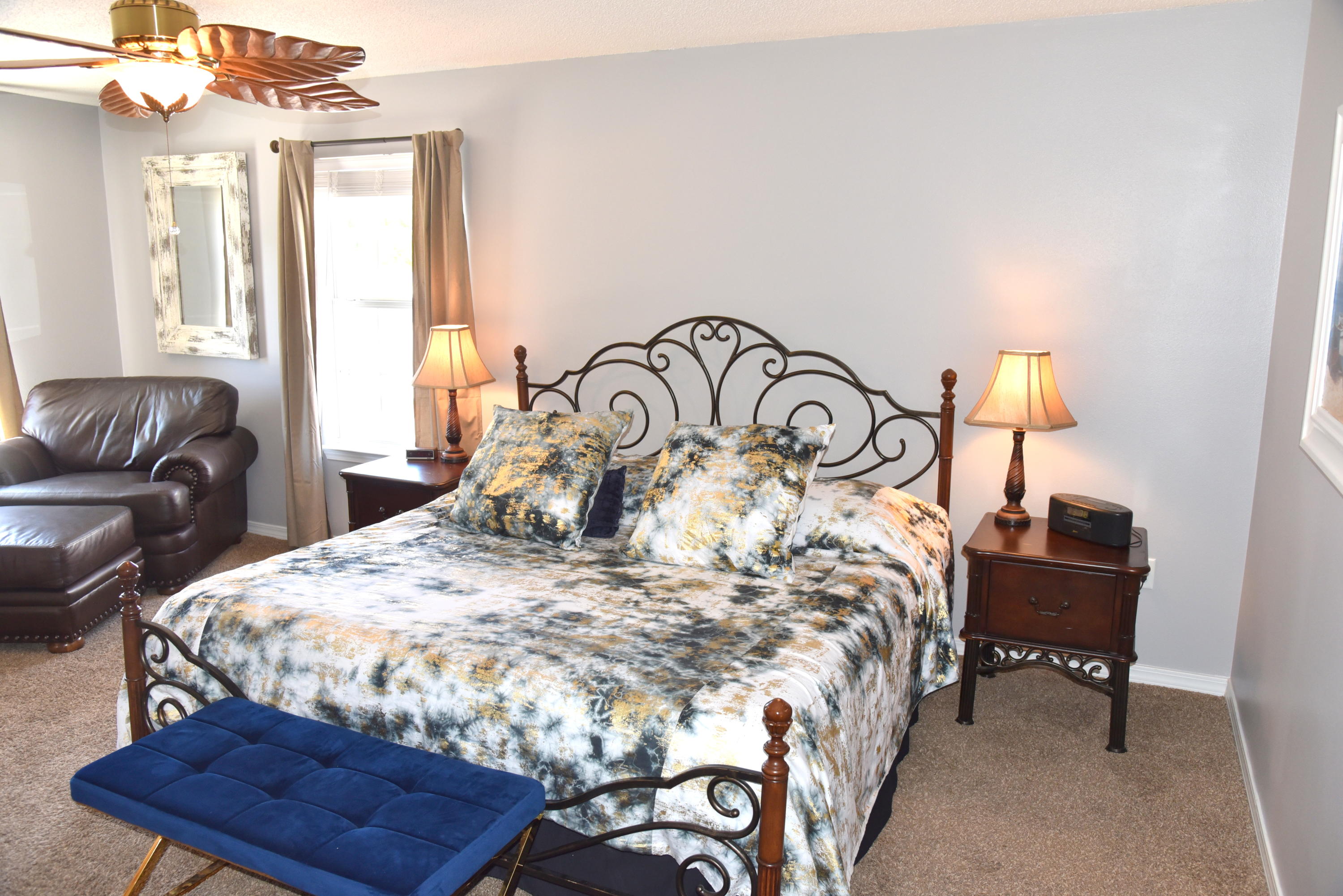 PARADISE RETREAT - Residential