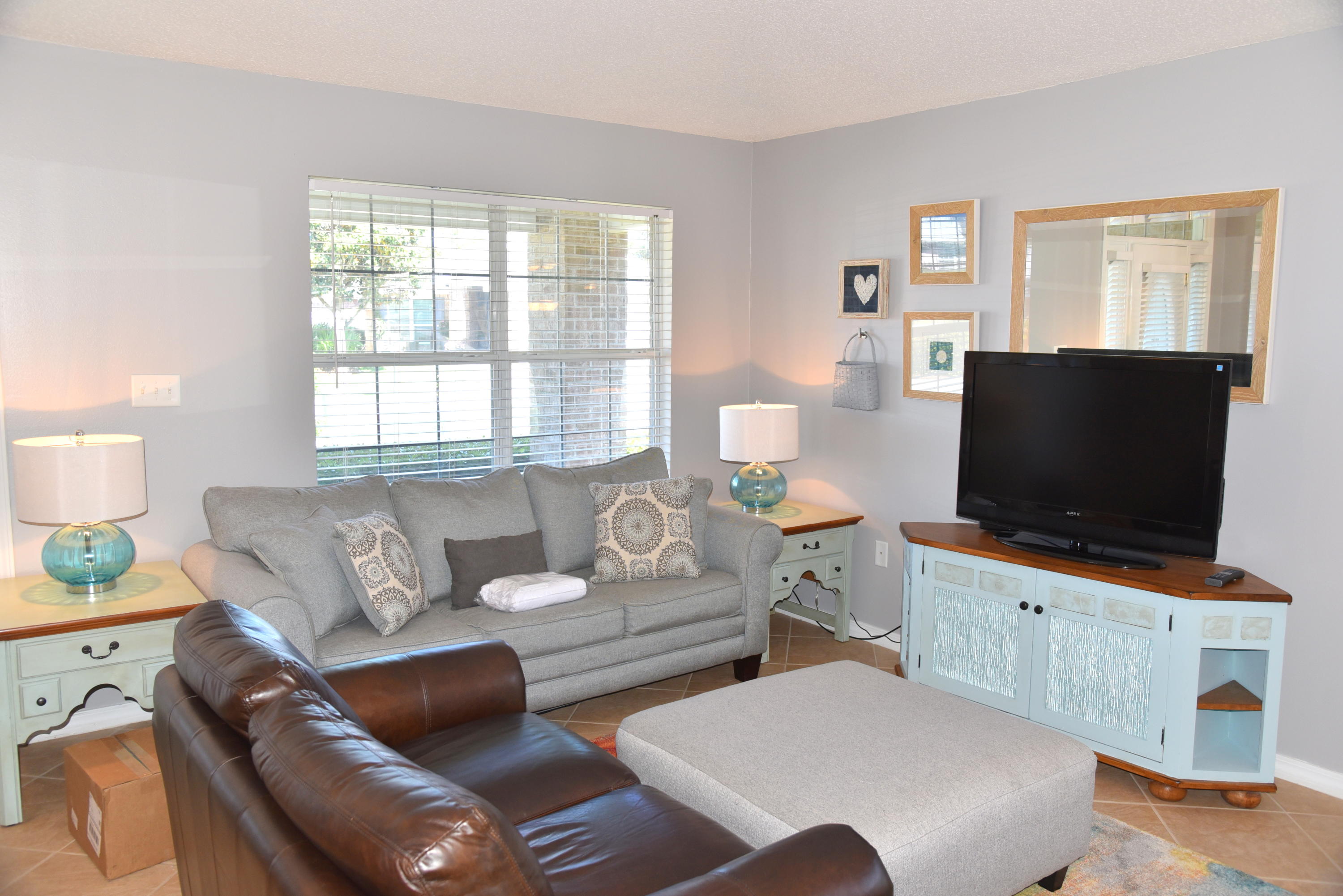 PARADISE RETREAT - Residential