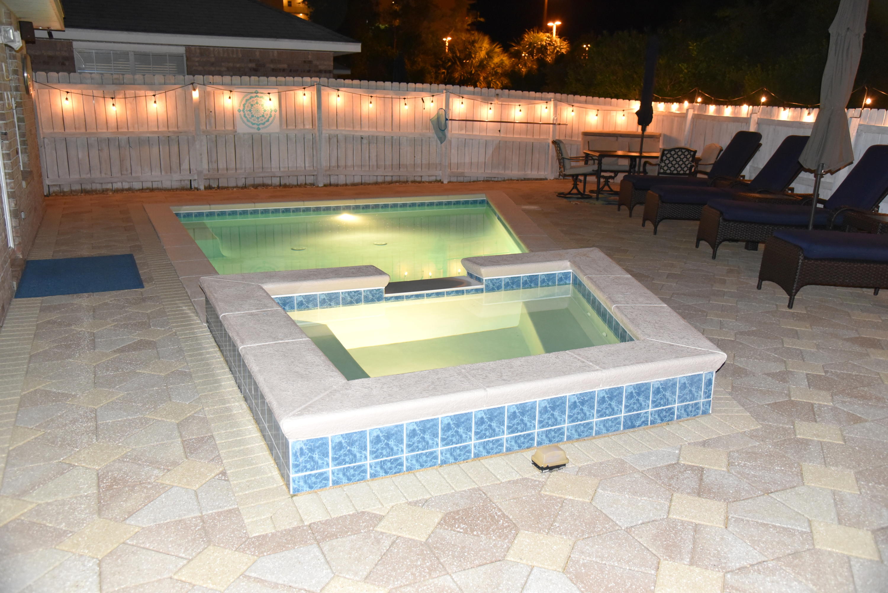 PARADISE RETREAT - Residential