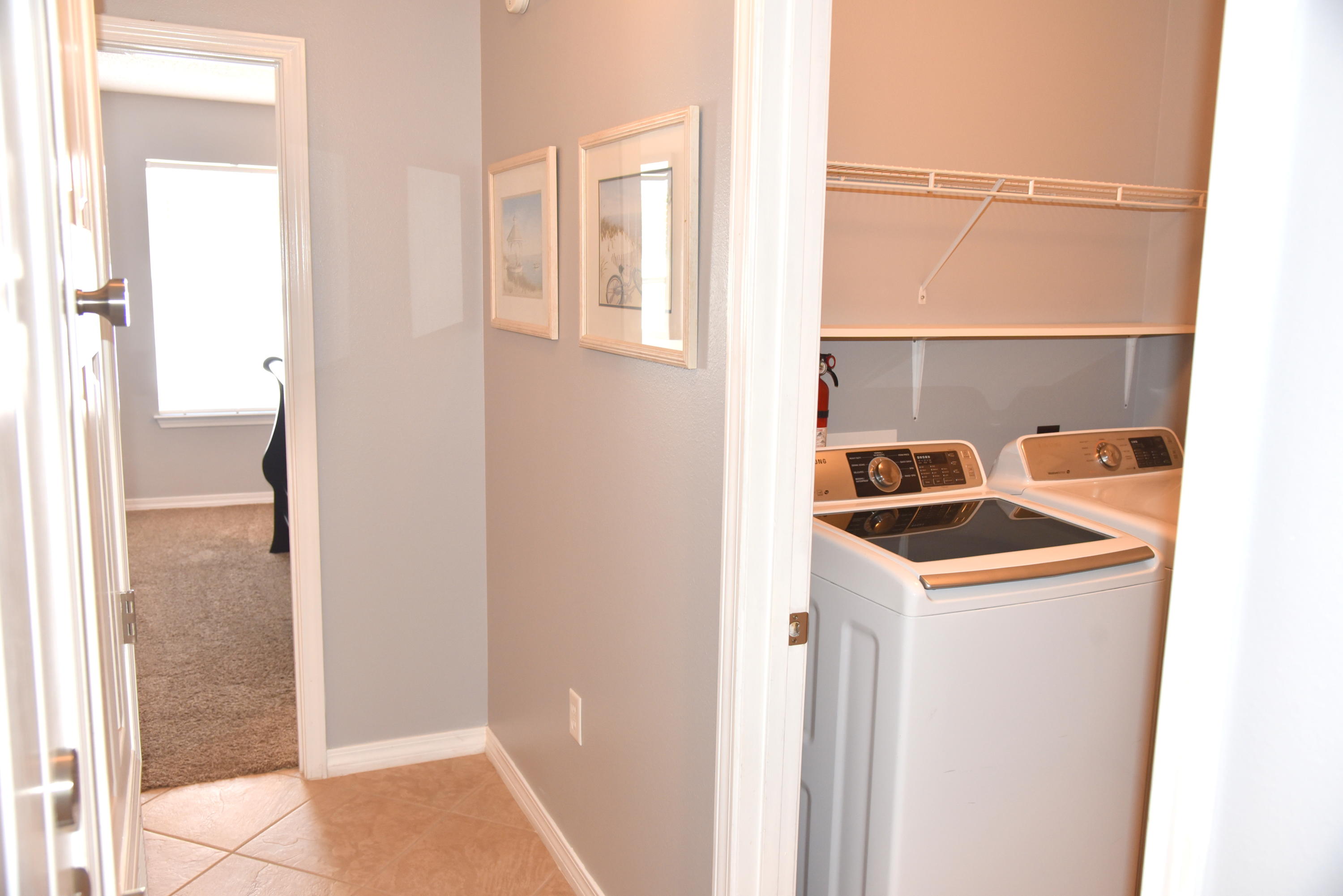 PARADISE RETREAT - Residential