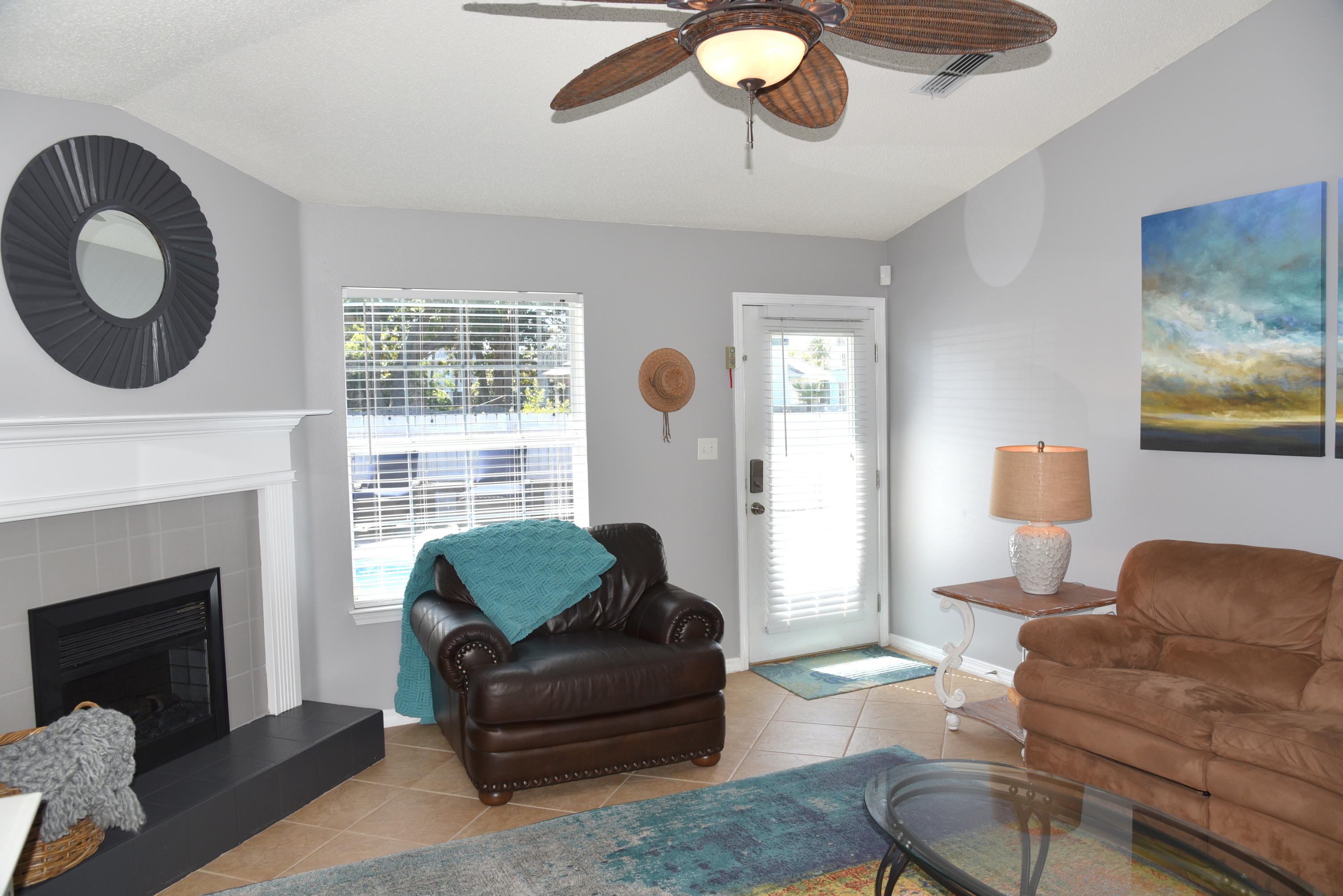 PARADISE RETREAT - Residential