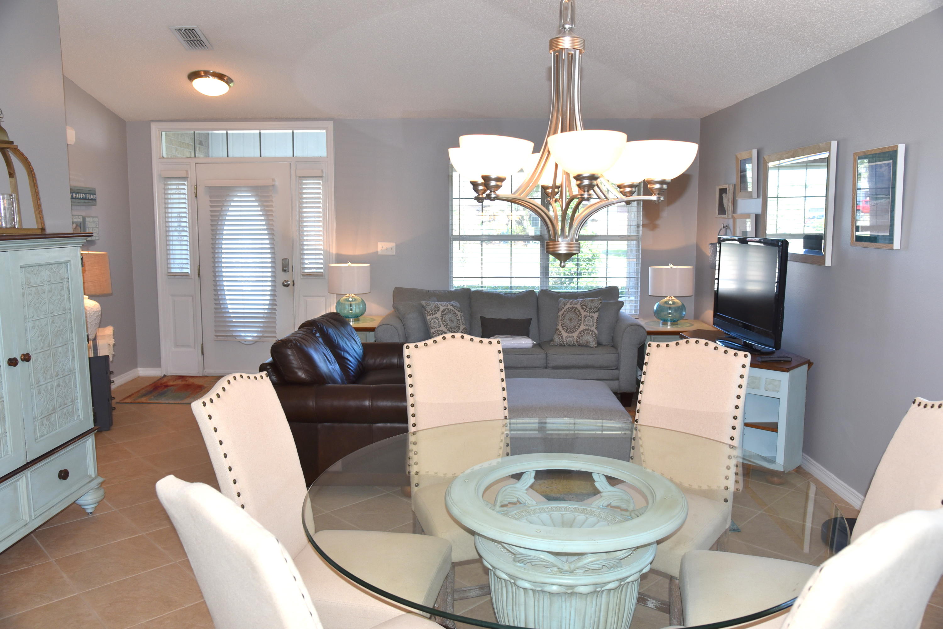 PARADISE RETREAT - Residential