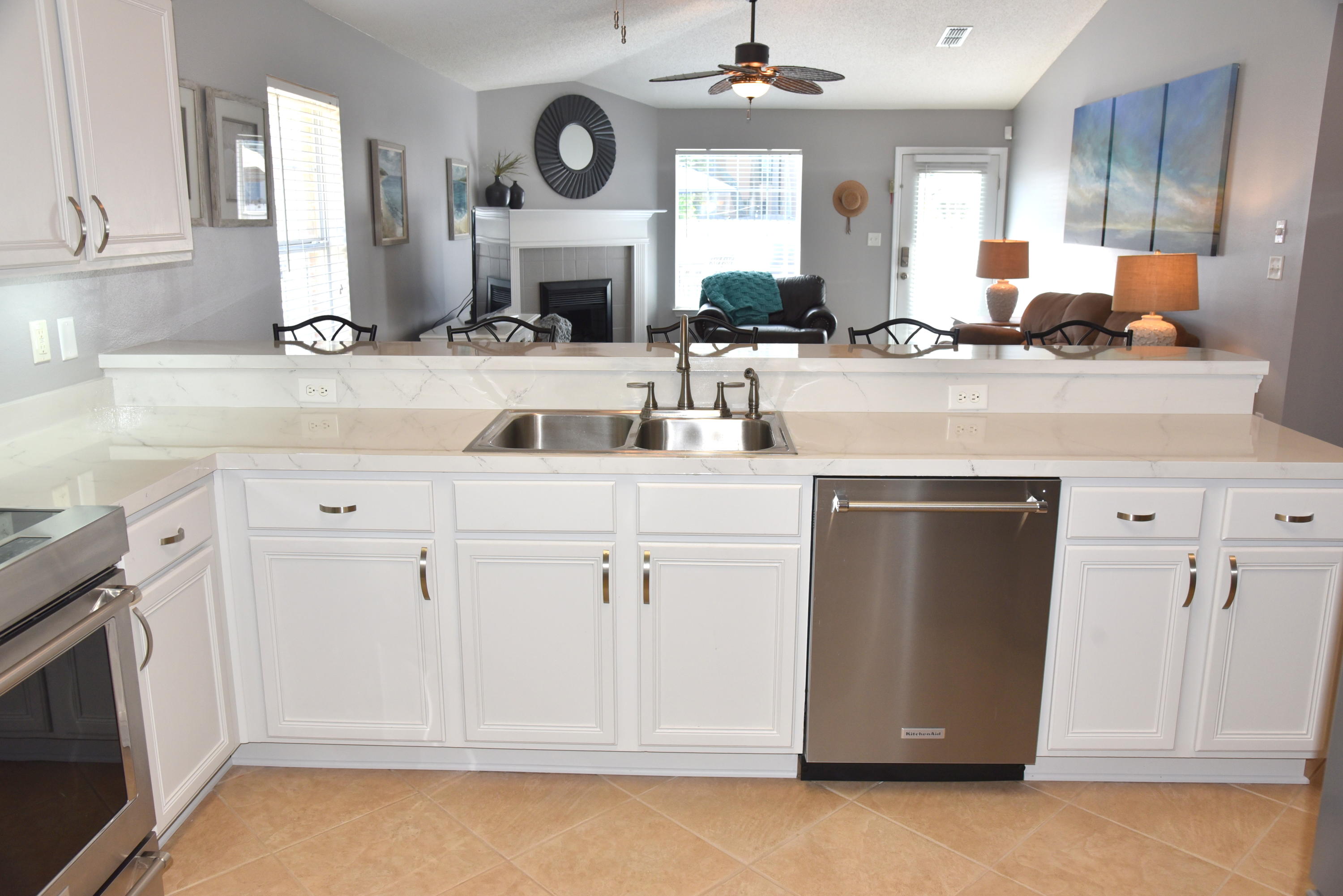 PARADISE RETREAT - Residential