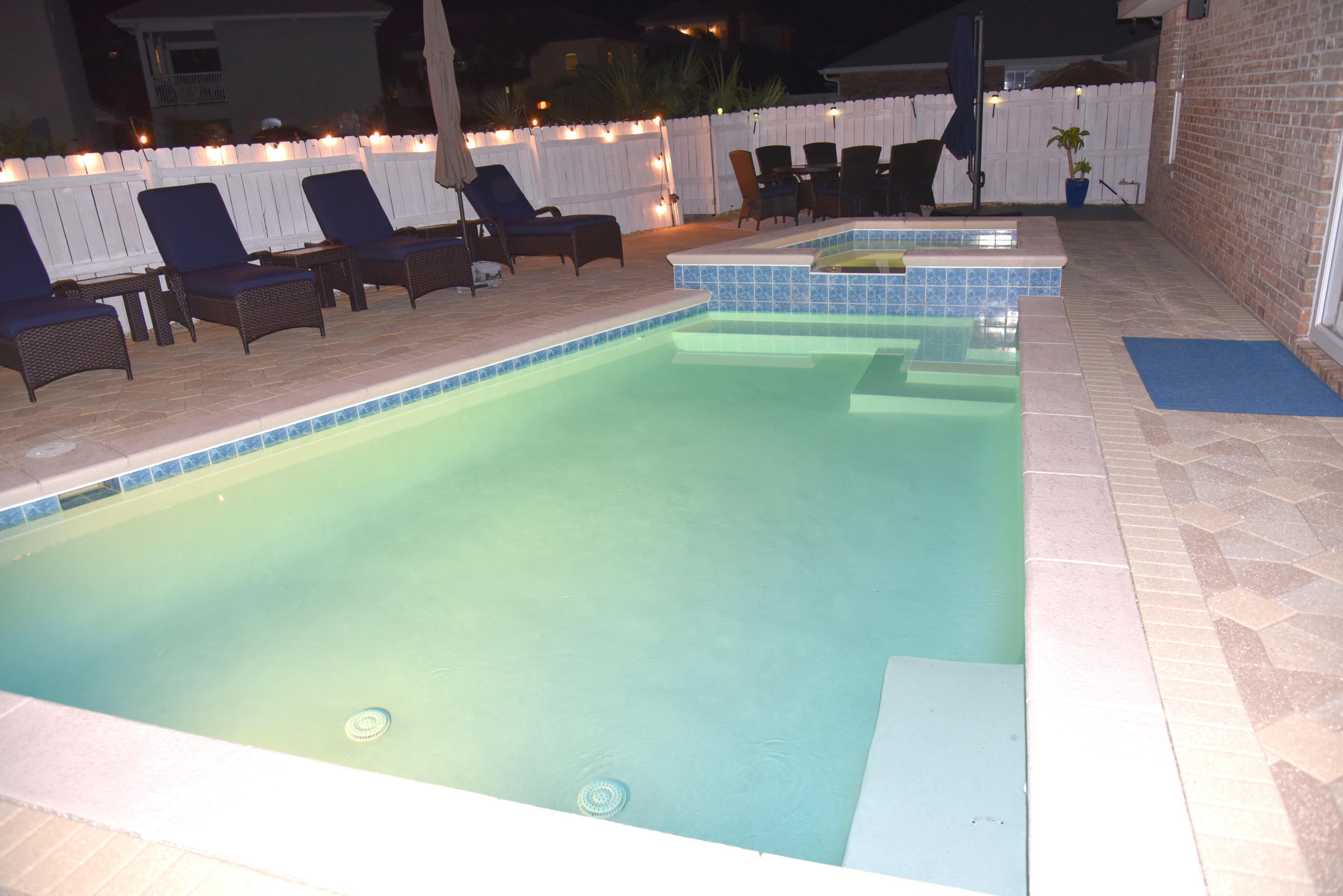 PARADISE RETREAT - Residential