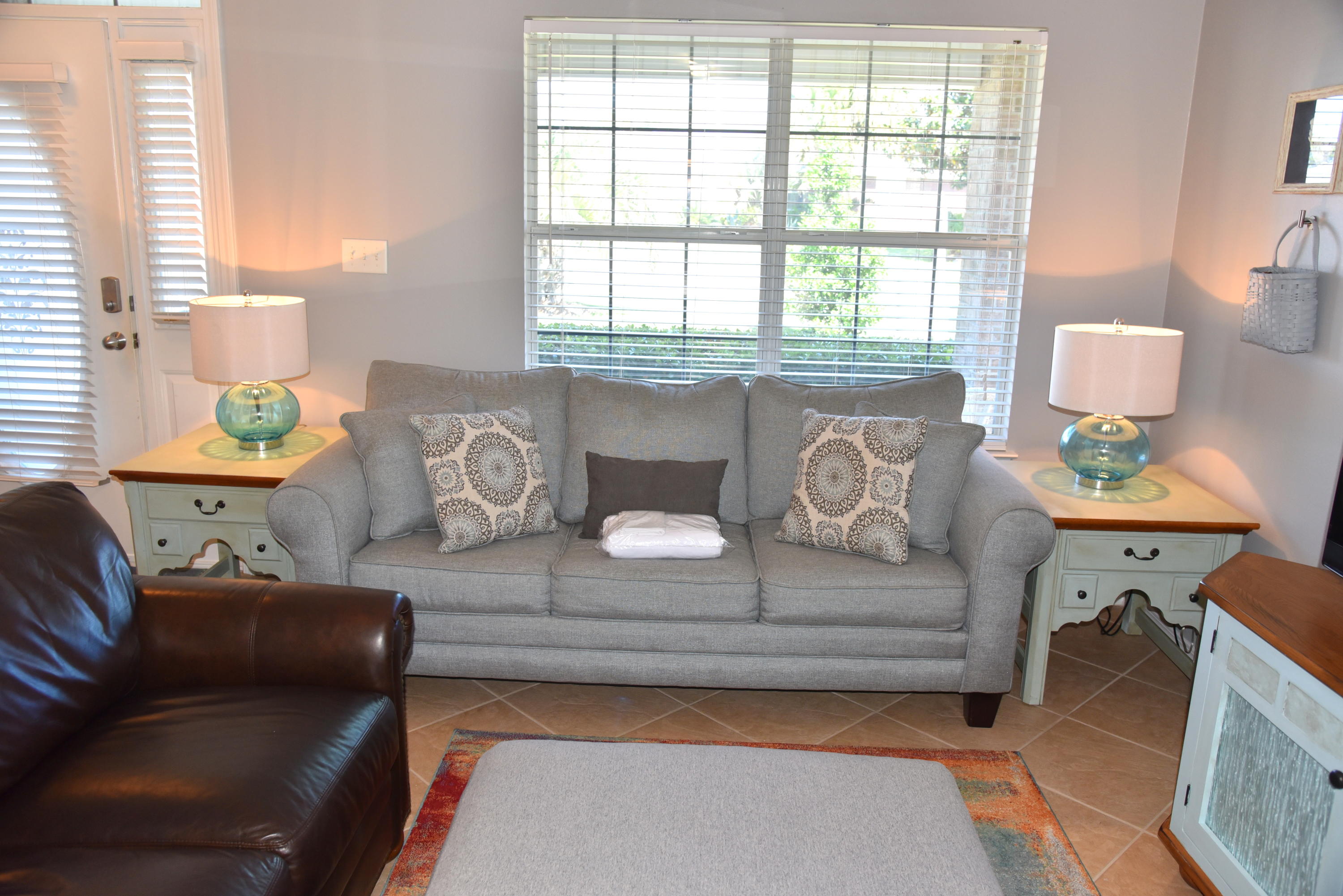 PARADISE RETREAT - Residential