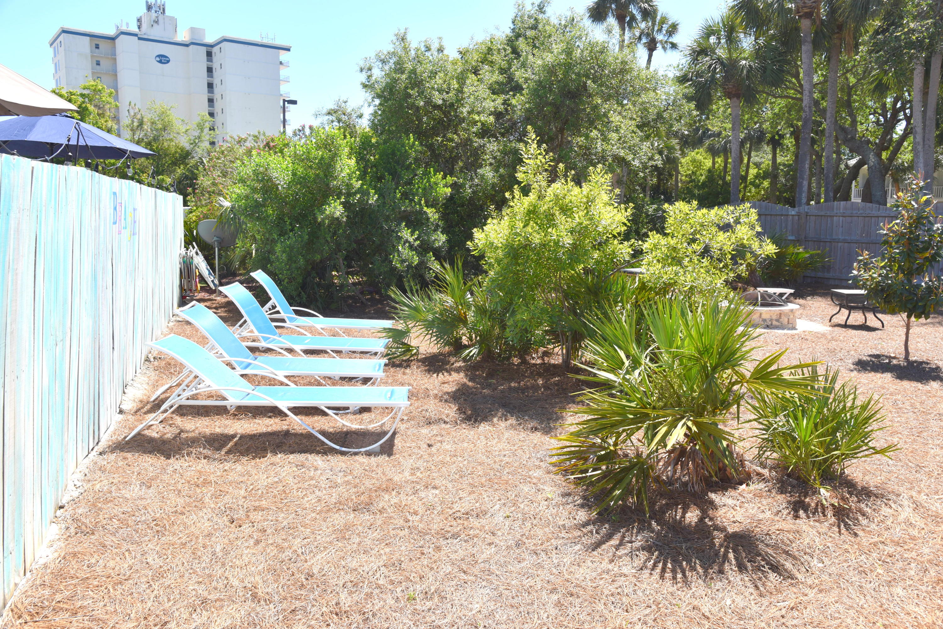 PARADISE RETREAT - Residential