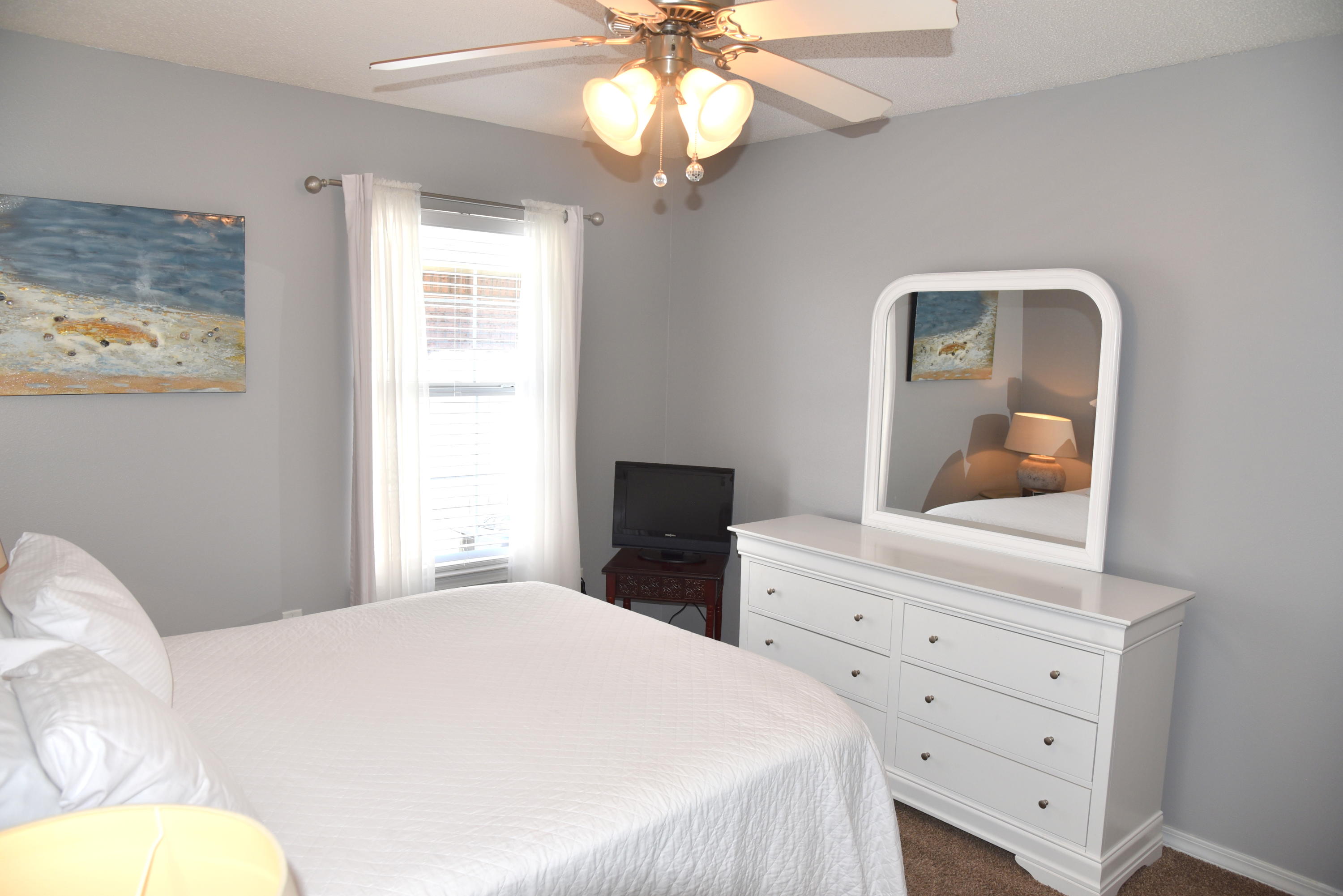 PARADISE RETREAT - Residential