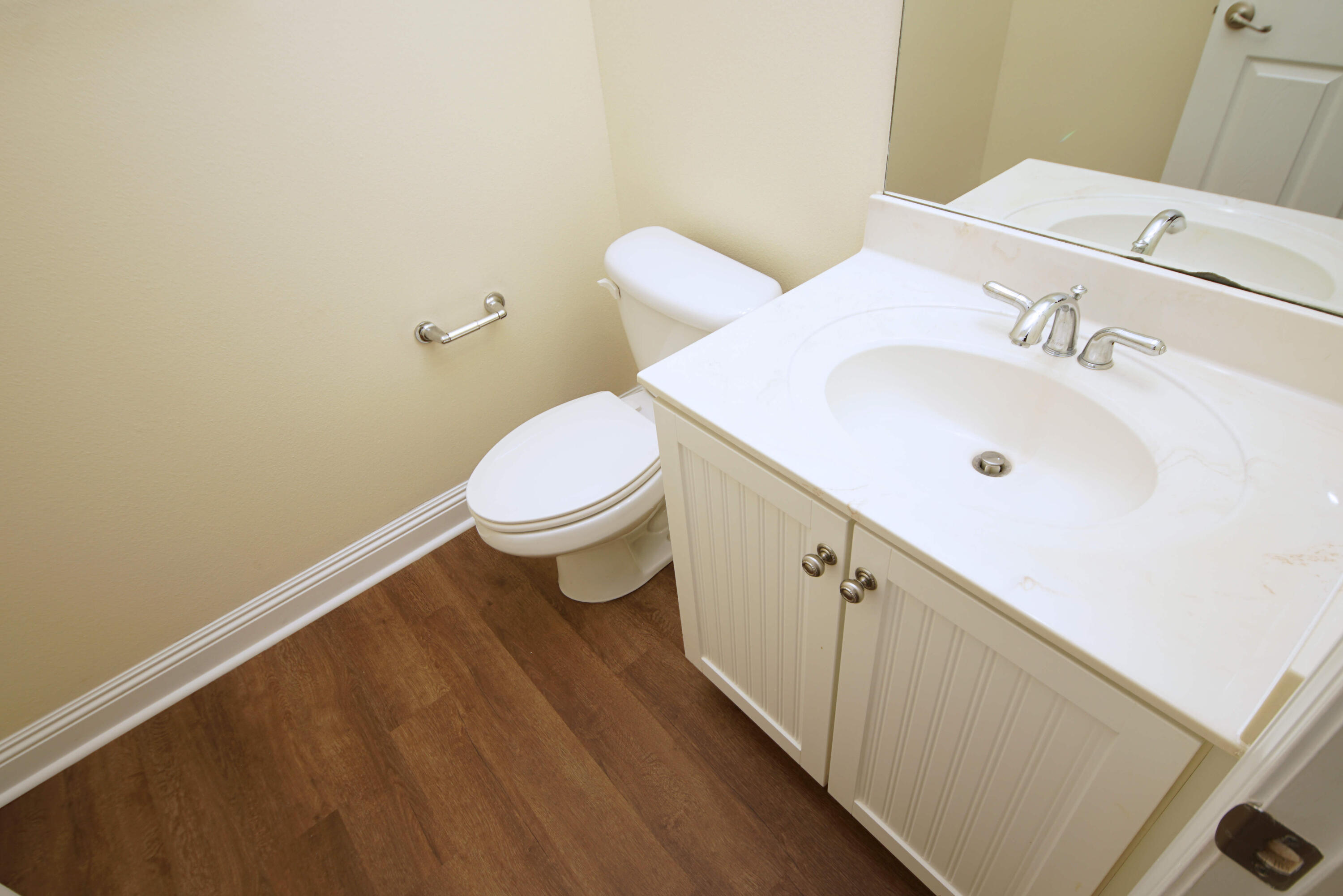 CROSS CREEK - Residential Lease