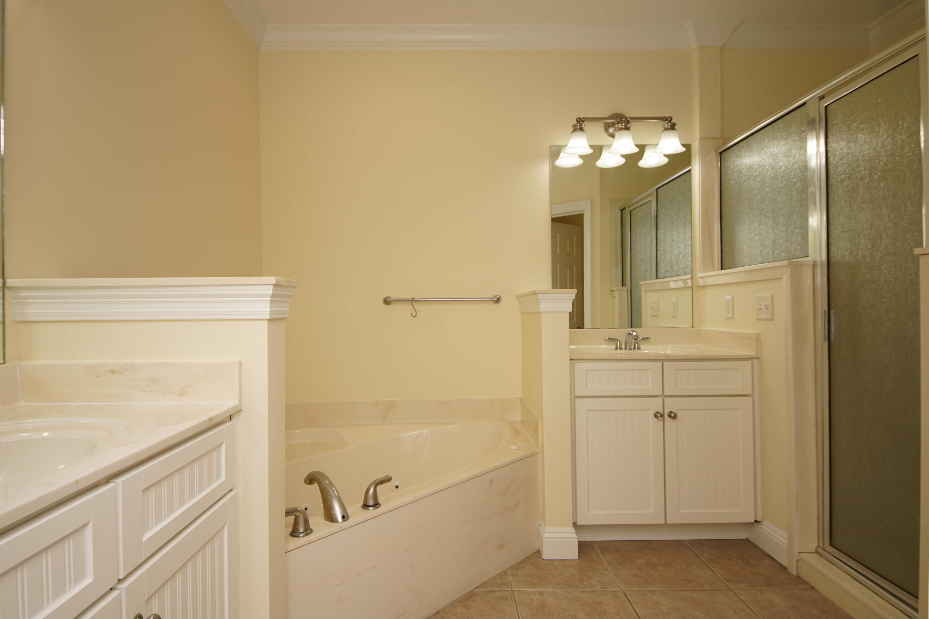 CROSS CREEK - Residential Lease