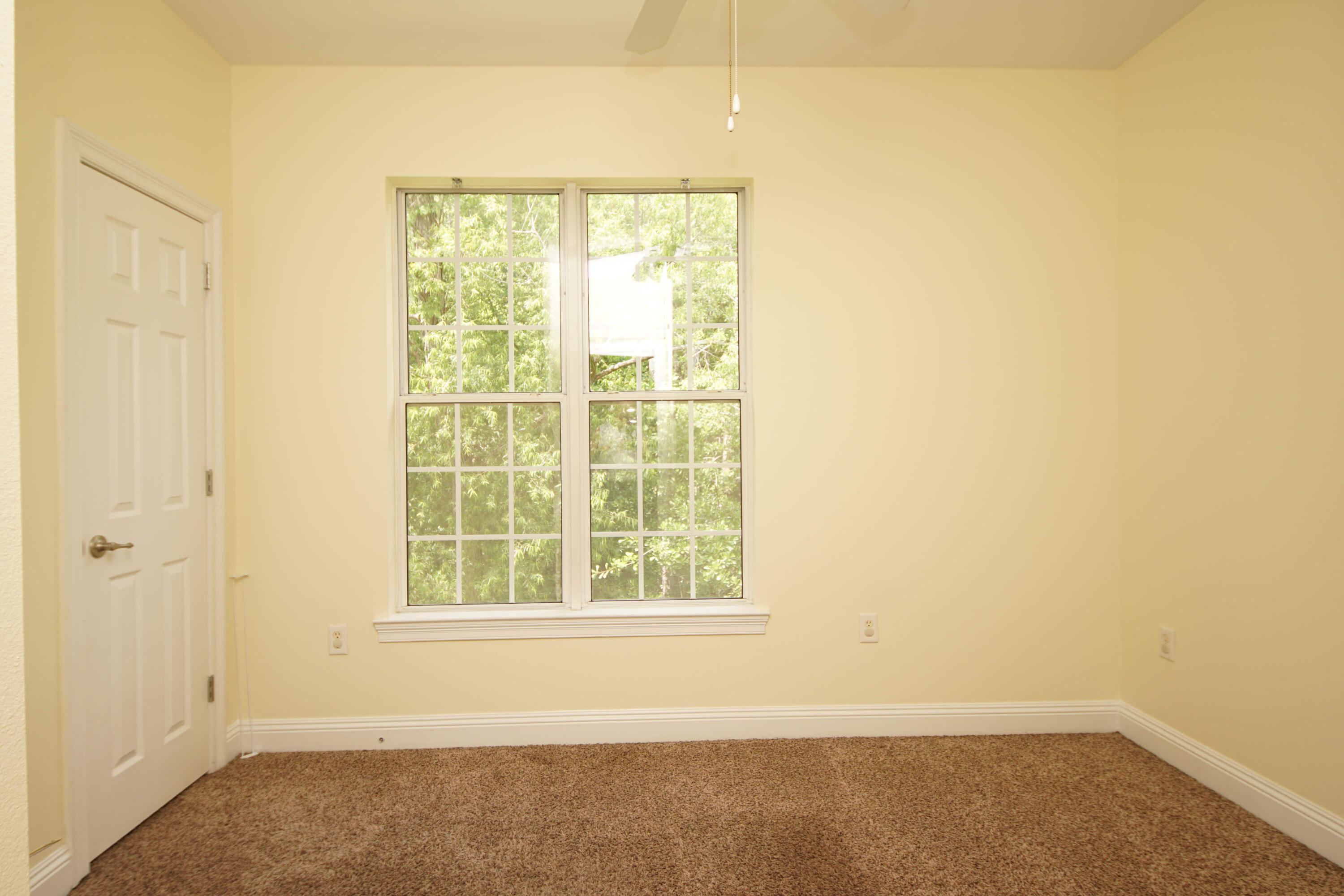 CROSS CREEK - Residential Lease