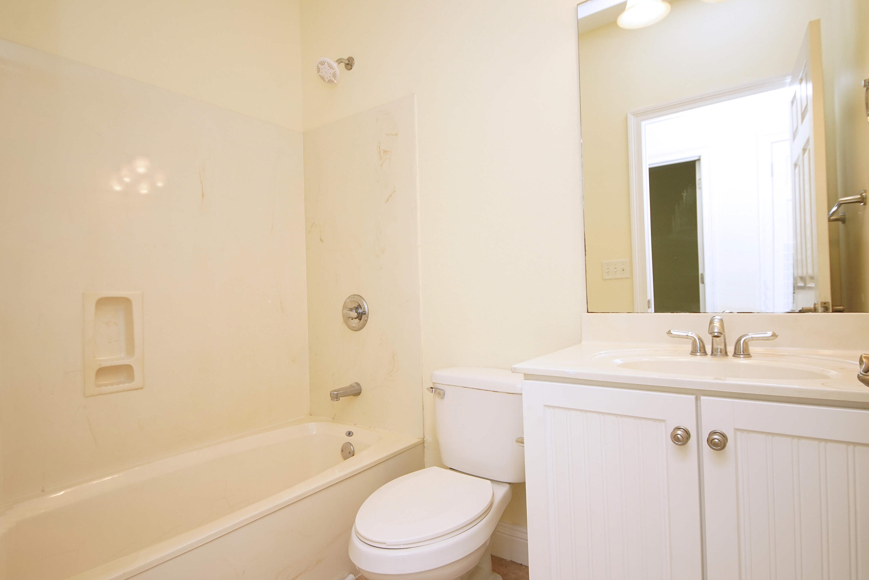 CROSS CREEK - Residential Lease