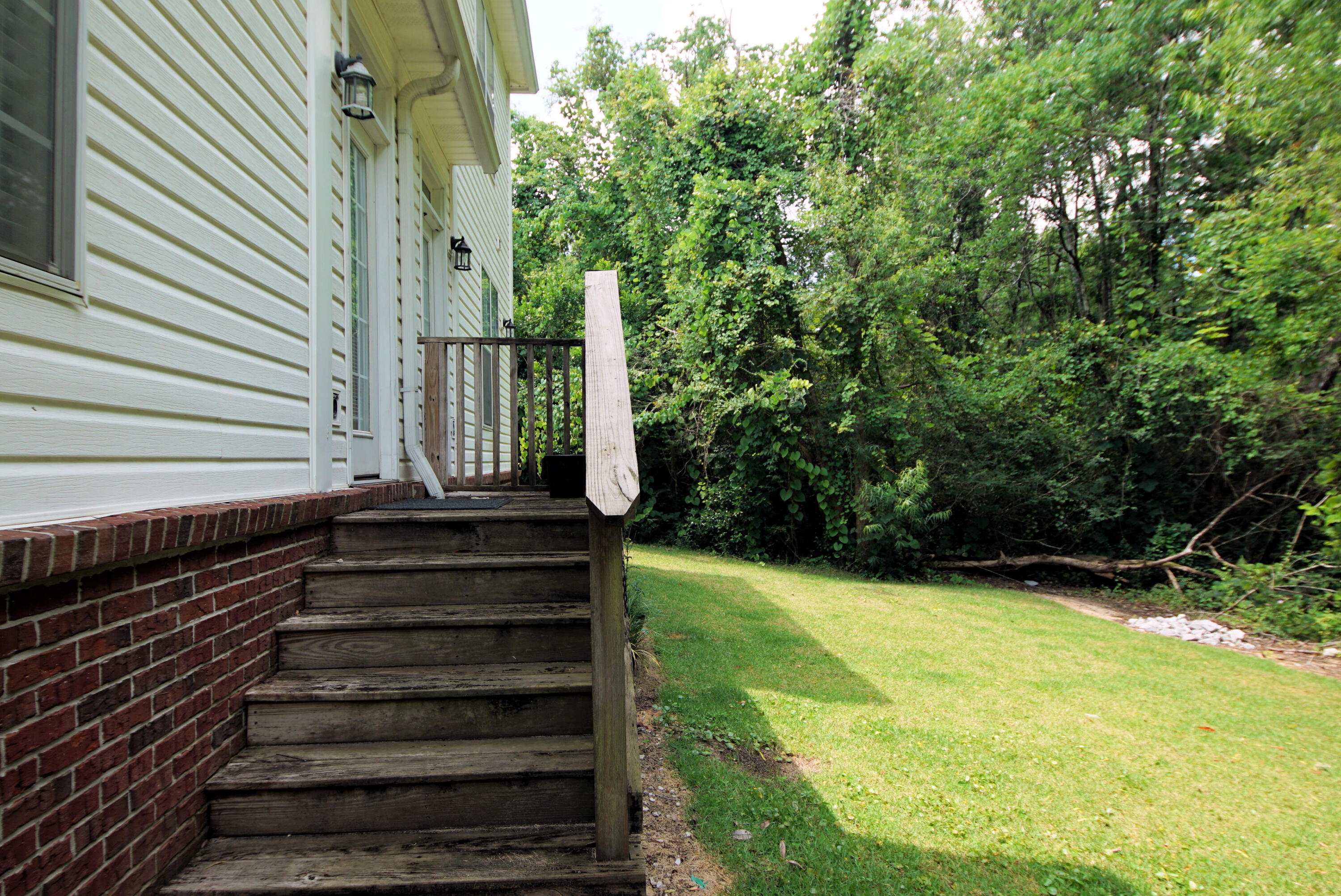 CROSS CREEK - Residential Lease