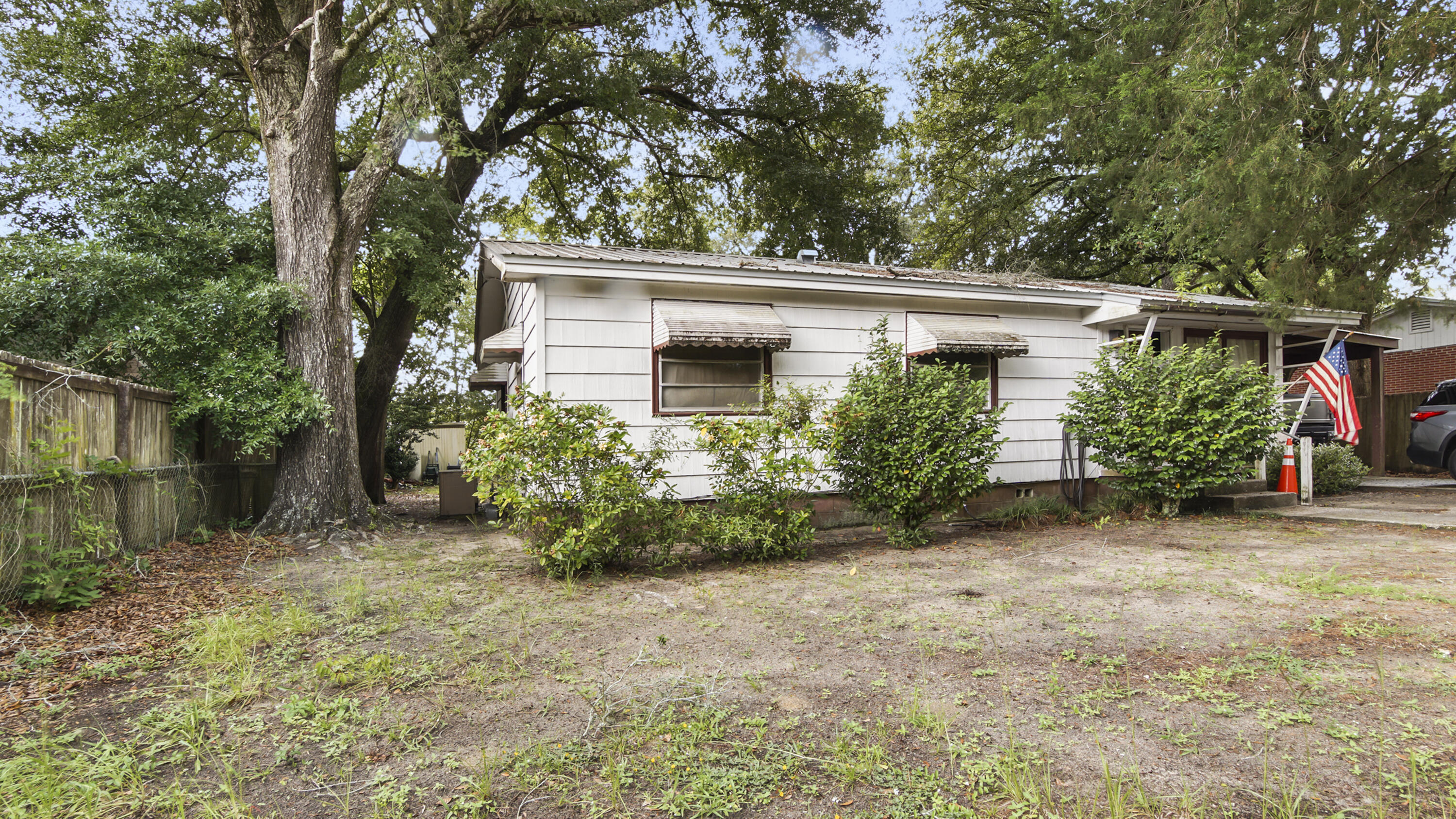 Welcome to 135 Aero Drive, a charming 3-bedroom, 1-bath home located on a spacious 0.24-acre lot in the heart of DeFuniak Springs. With 984 square feet of living space, this home offers a cozy and functional layout perfect for comfortable everyday living. The property features a durable metal roof with a new installation in 2022 with PoBoy Roofing in Freeport, and gas water heater in 2025 adding peace of mind and long-term value. Conveniently situated near local schools, shops, and dining, this home provides small-town living with quick access to everything you need. Whether you're a first-time buyer, investor, or looking to downsize, this centrally located gem is full of potential! Seller is currently only accepting CASH or Renovation Type Loan Offers. Seller is offering $2000 flex money credit to Buyers with acceptable offer for them to use any way they need it; closing costs, etc. at closing. Call today and make it yours.