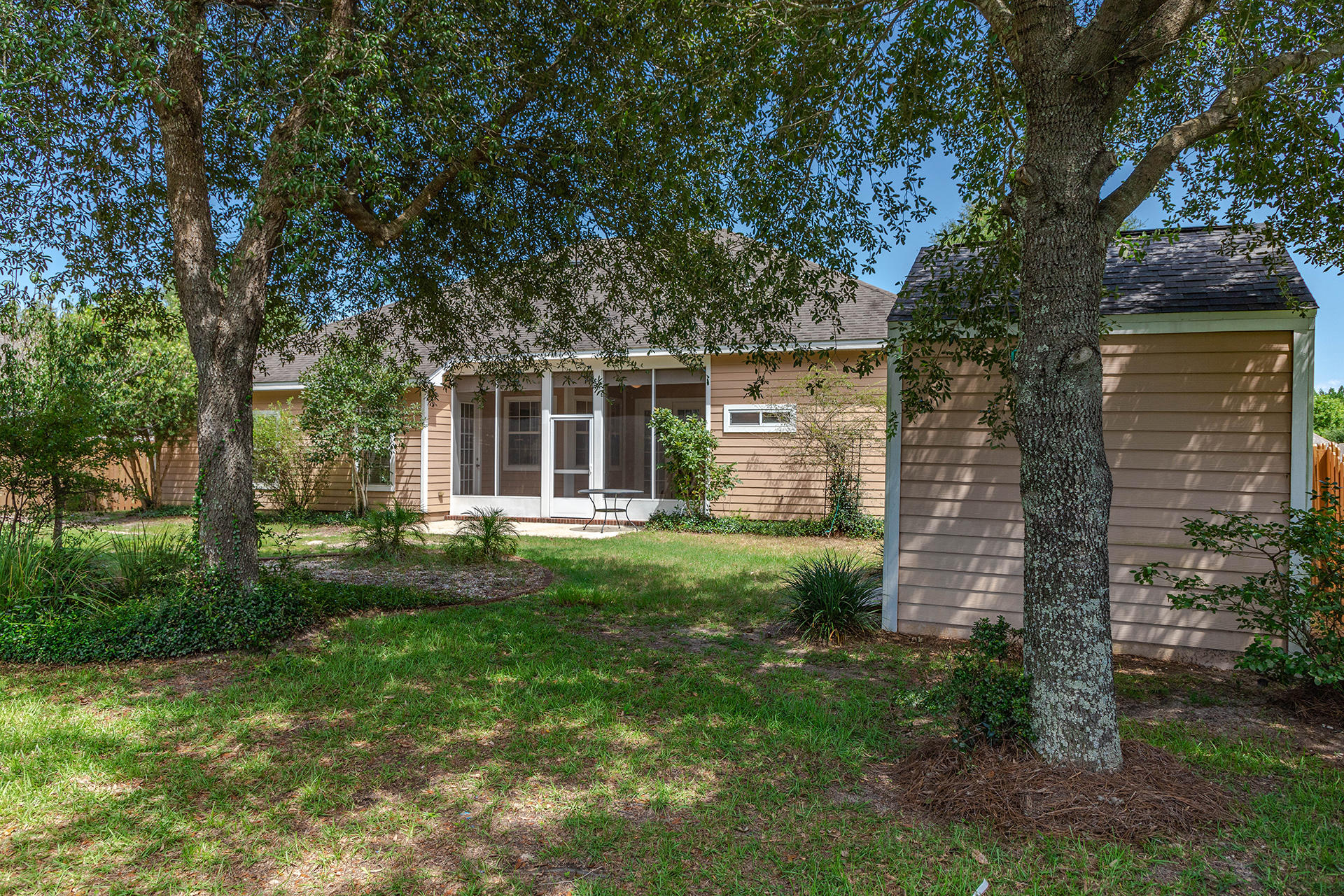 HAMMOCK BAY - Residential