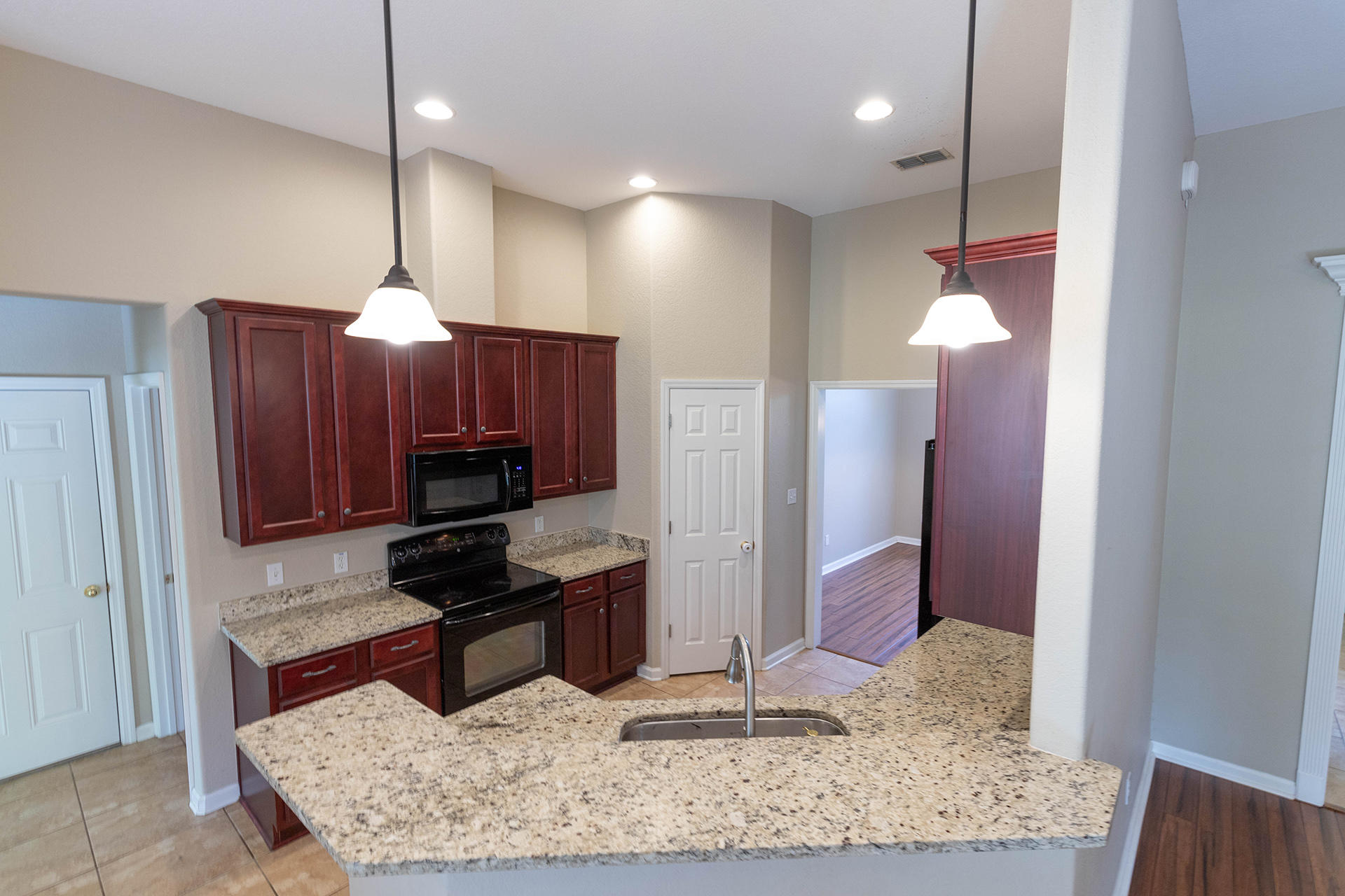 HAMMOCK BAY - Residential