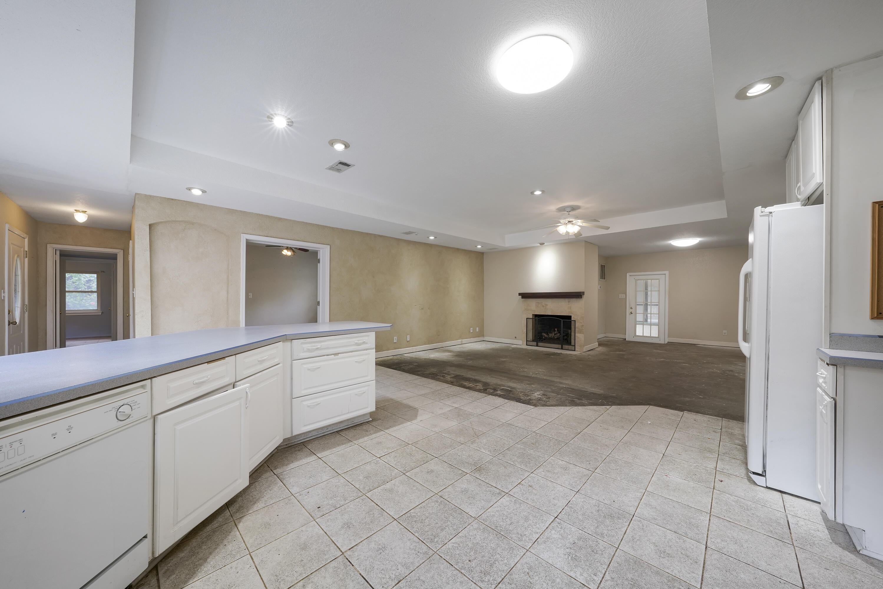 ELLIOTTS POINT 7TH ADDN - Residential