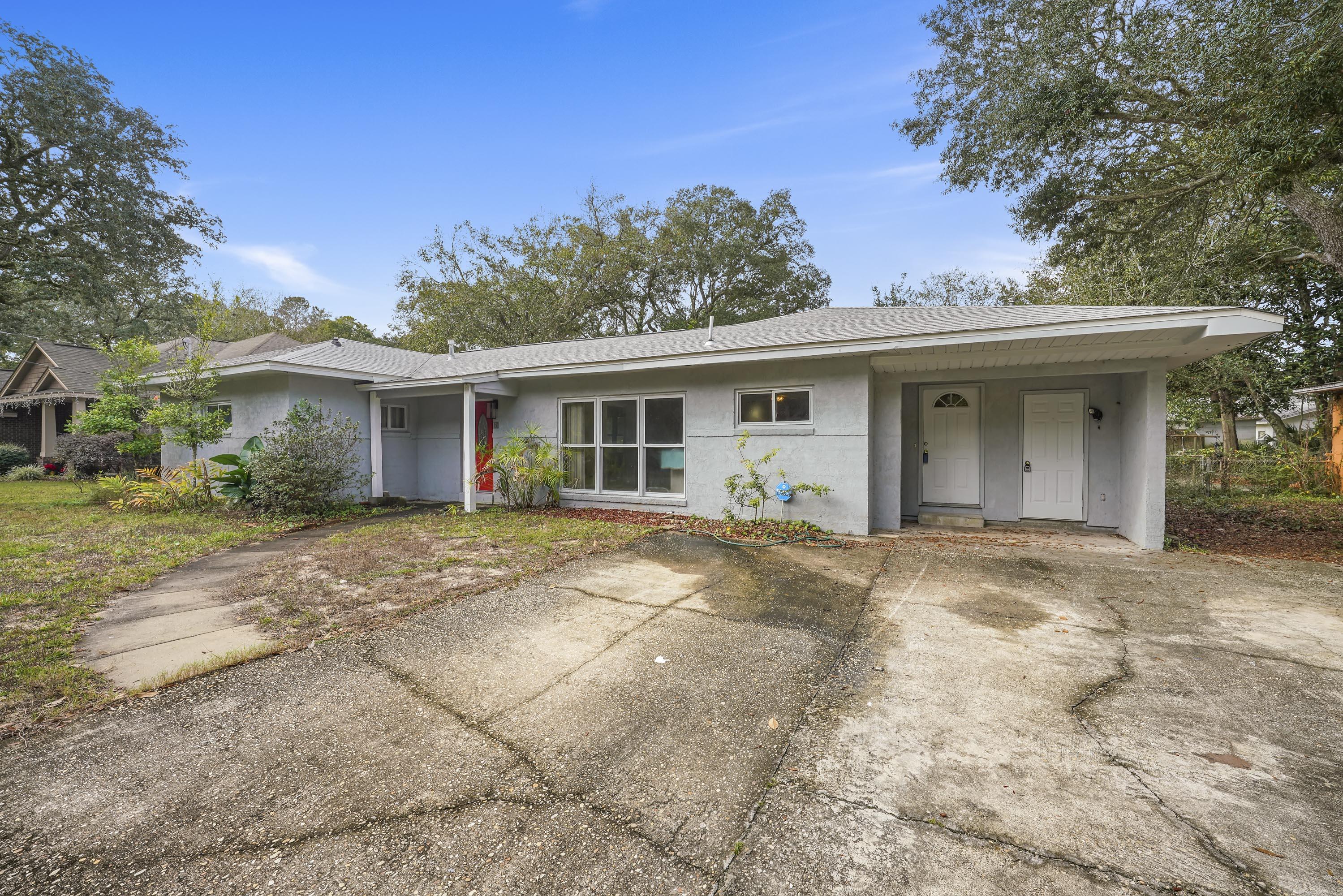 ELLIOTTS POINT 7TH ADDN - Residential