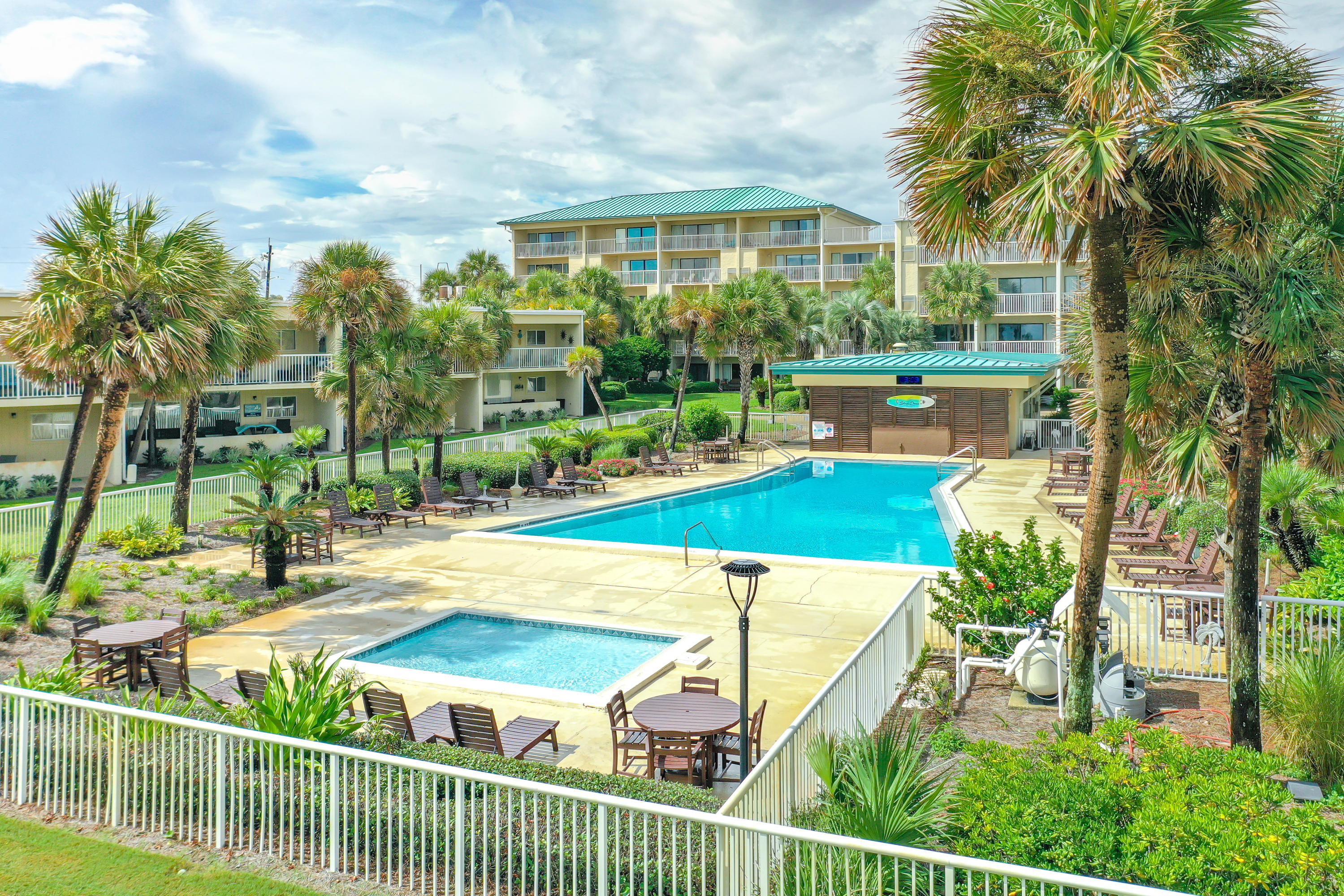 SILVER DUNES CONDO - Residential