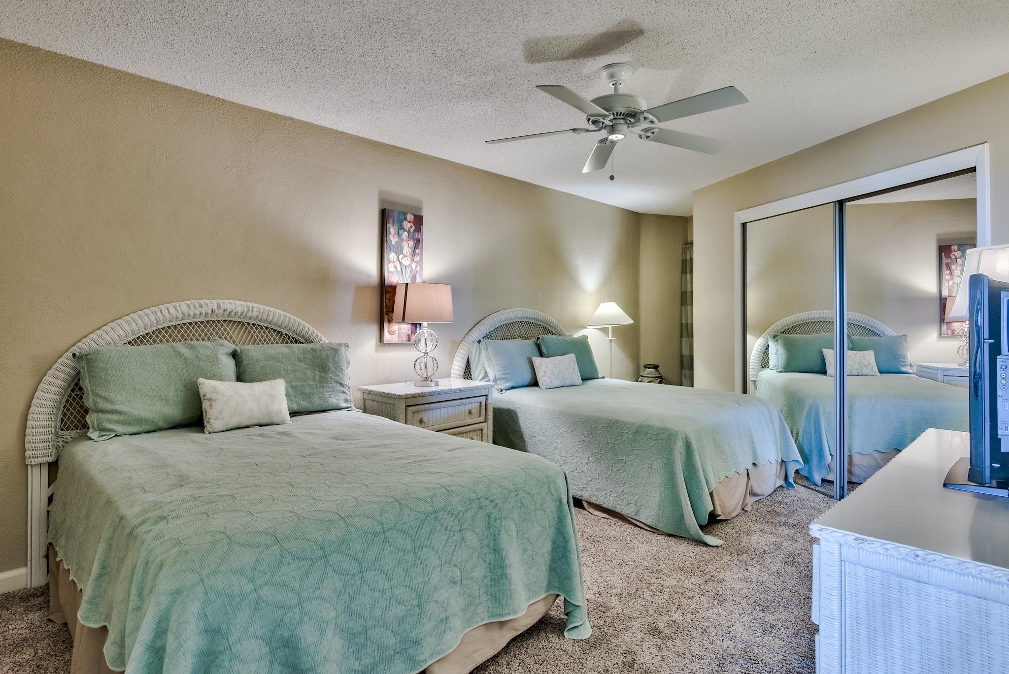 SILVER DUNES CONDO - Residential