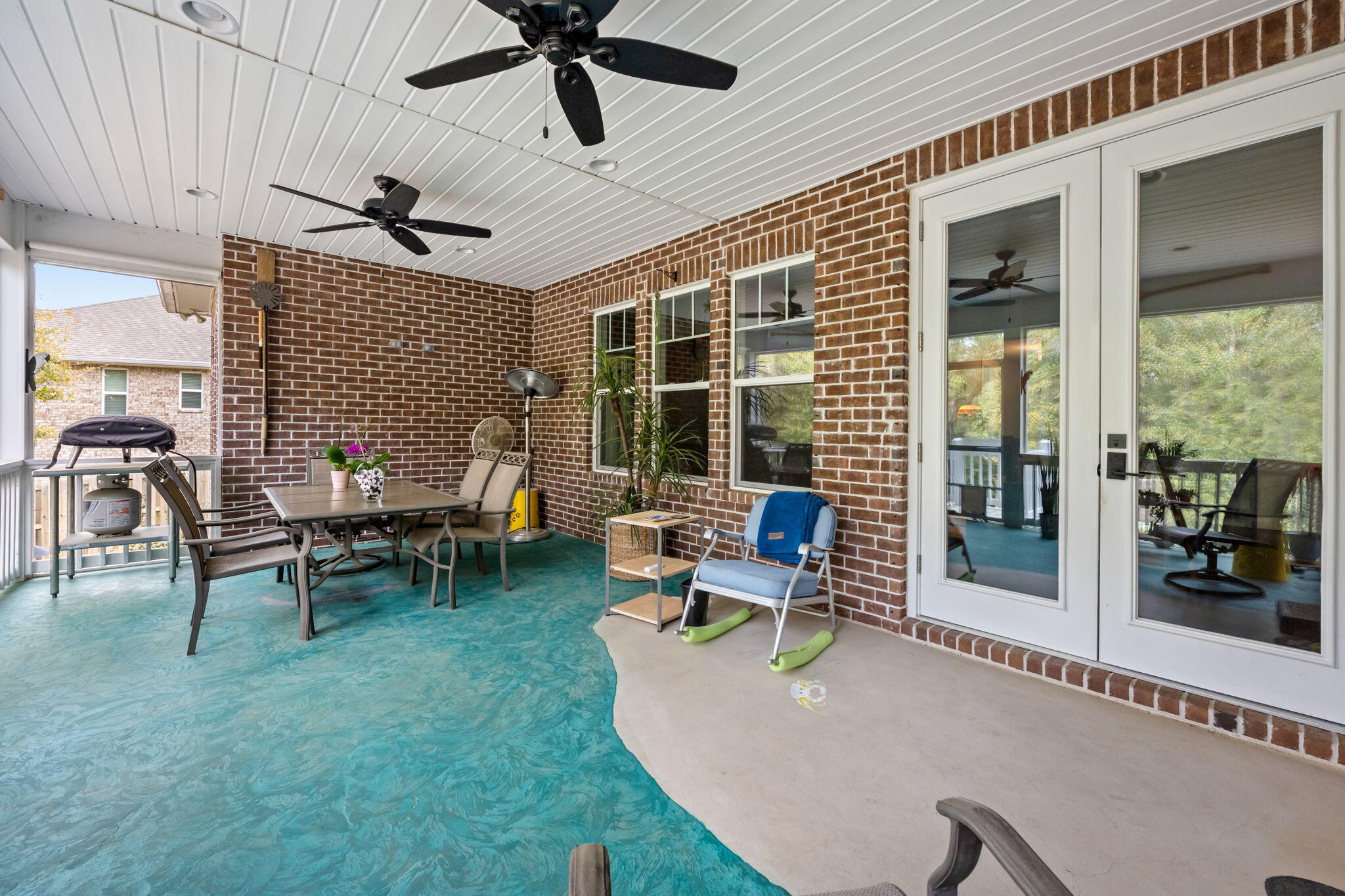 HAMMOCK BAY - Residential
