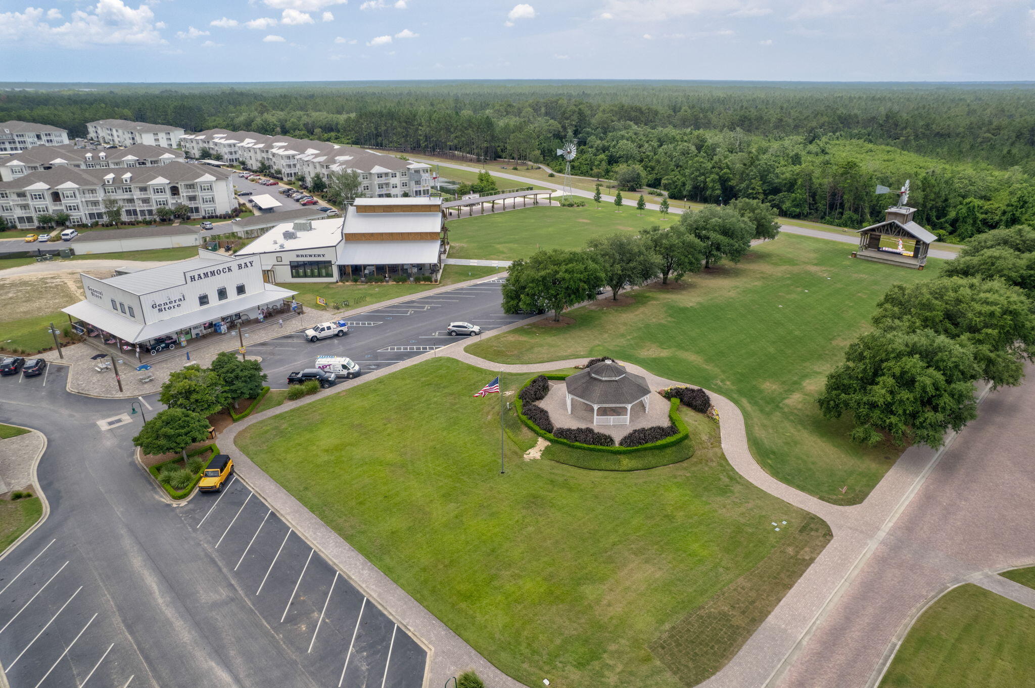 HAMMOCK BAY - Residential