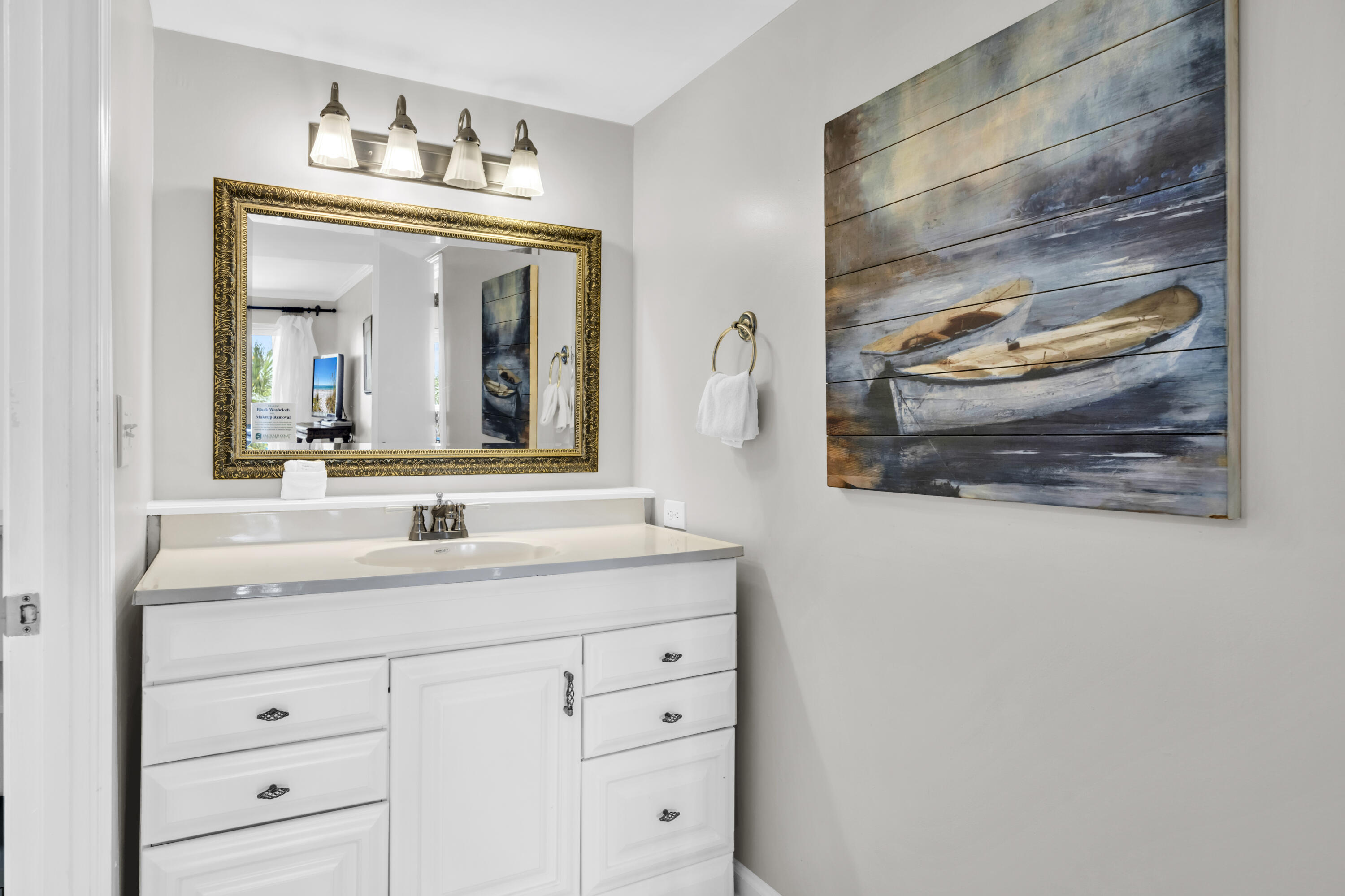 DESTIN TOWERS CONDO - Residential