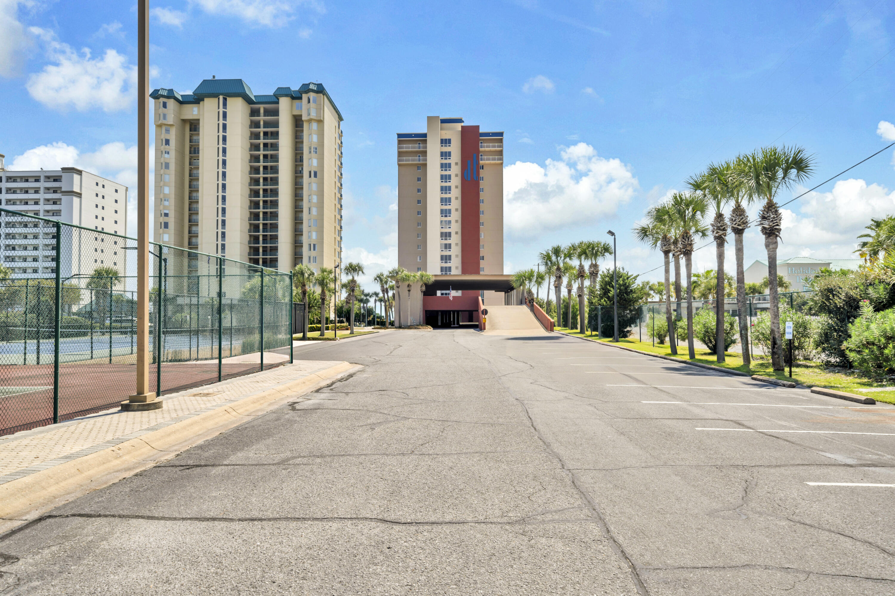 DESTIN TOWERS CONDO - Residential
