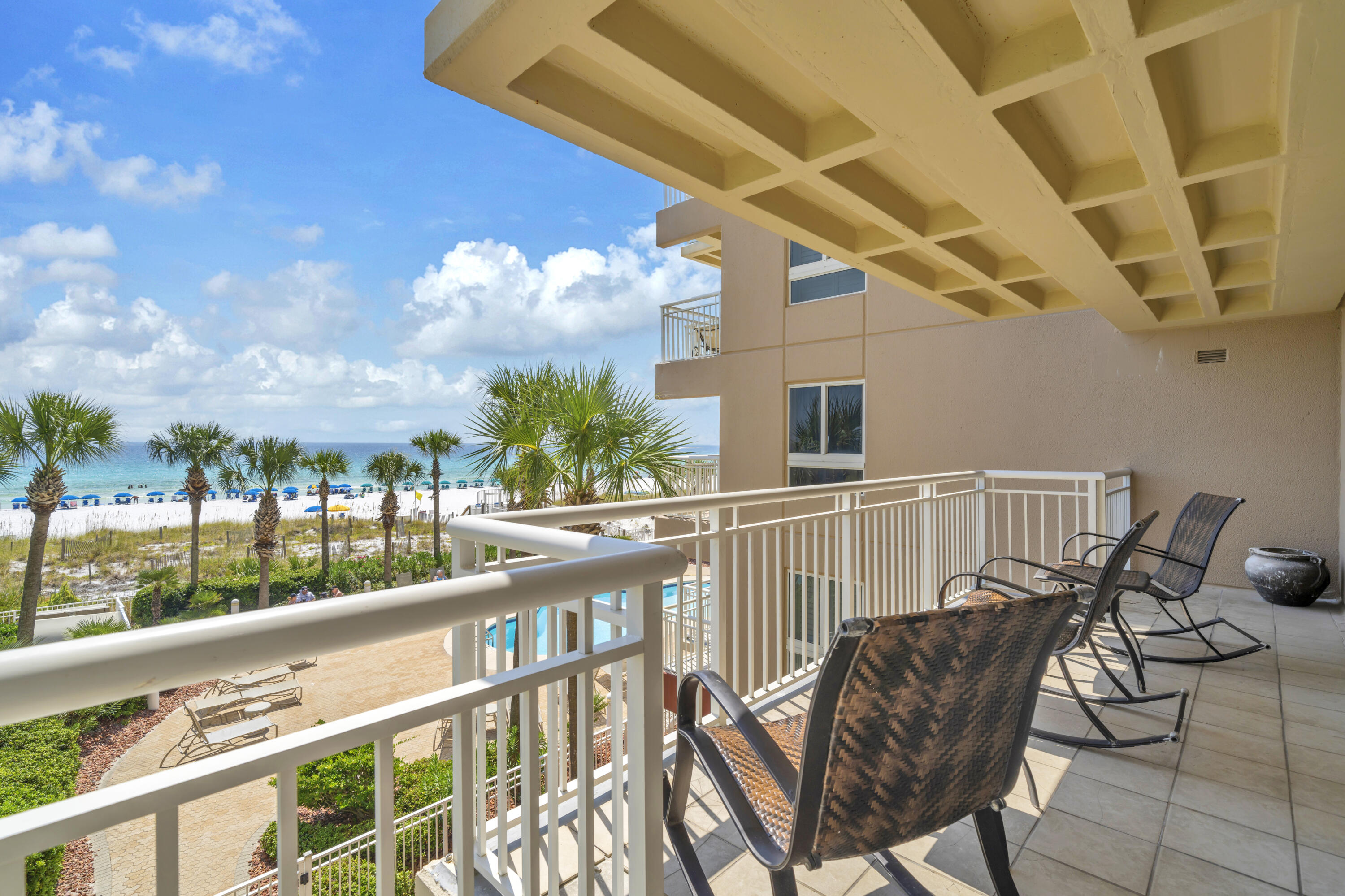 DESTIN TOWERS CONDO - Residential