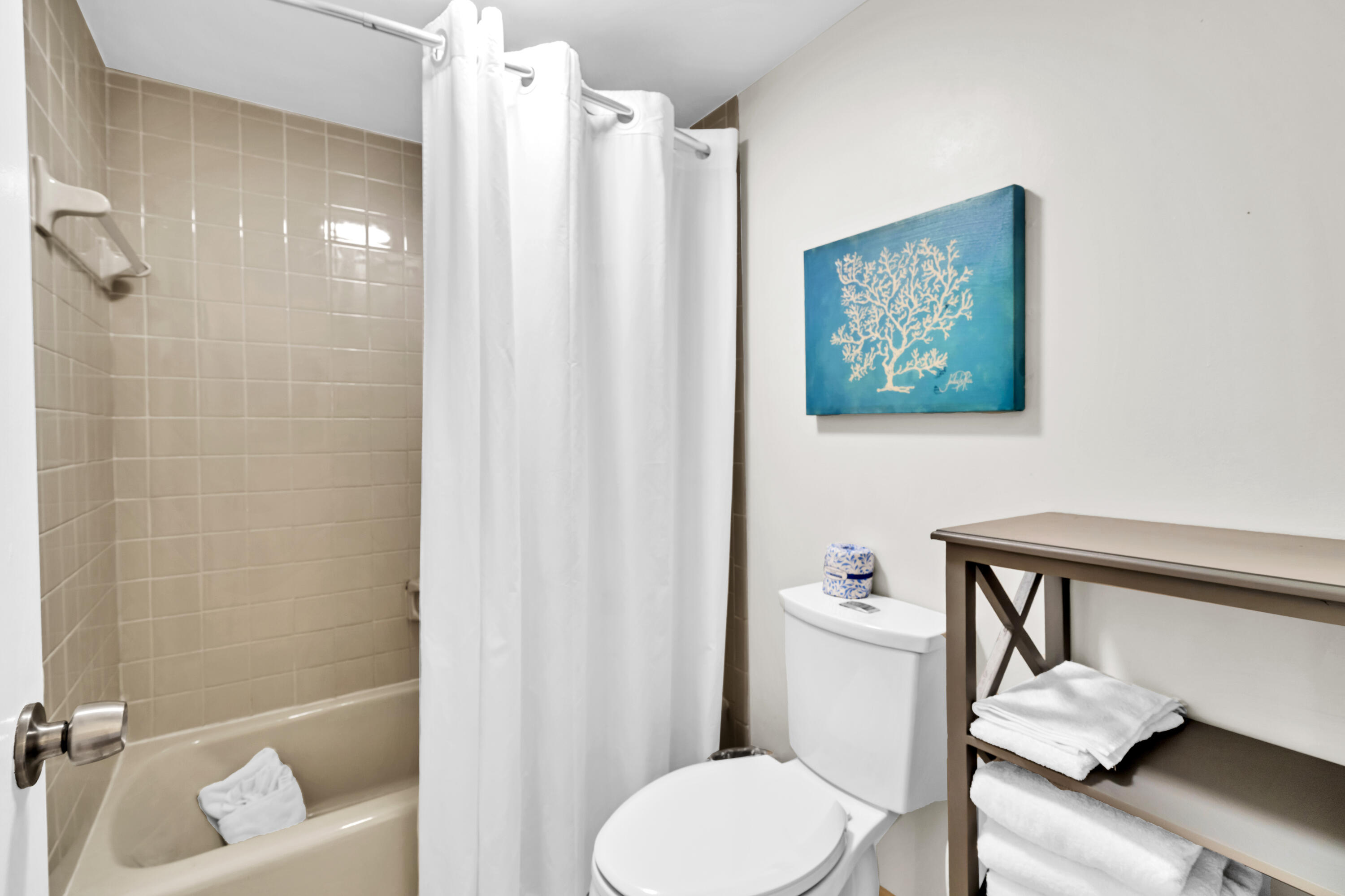 DESTIN TOWERS CONDO - Residential