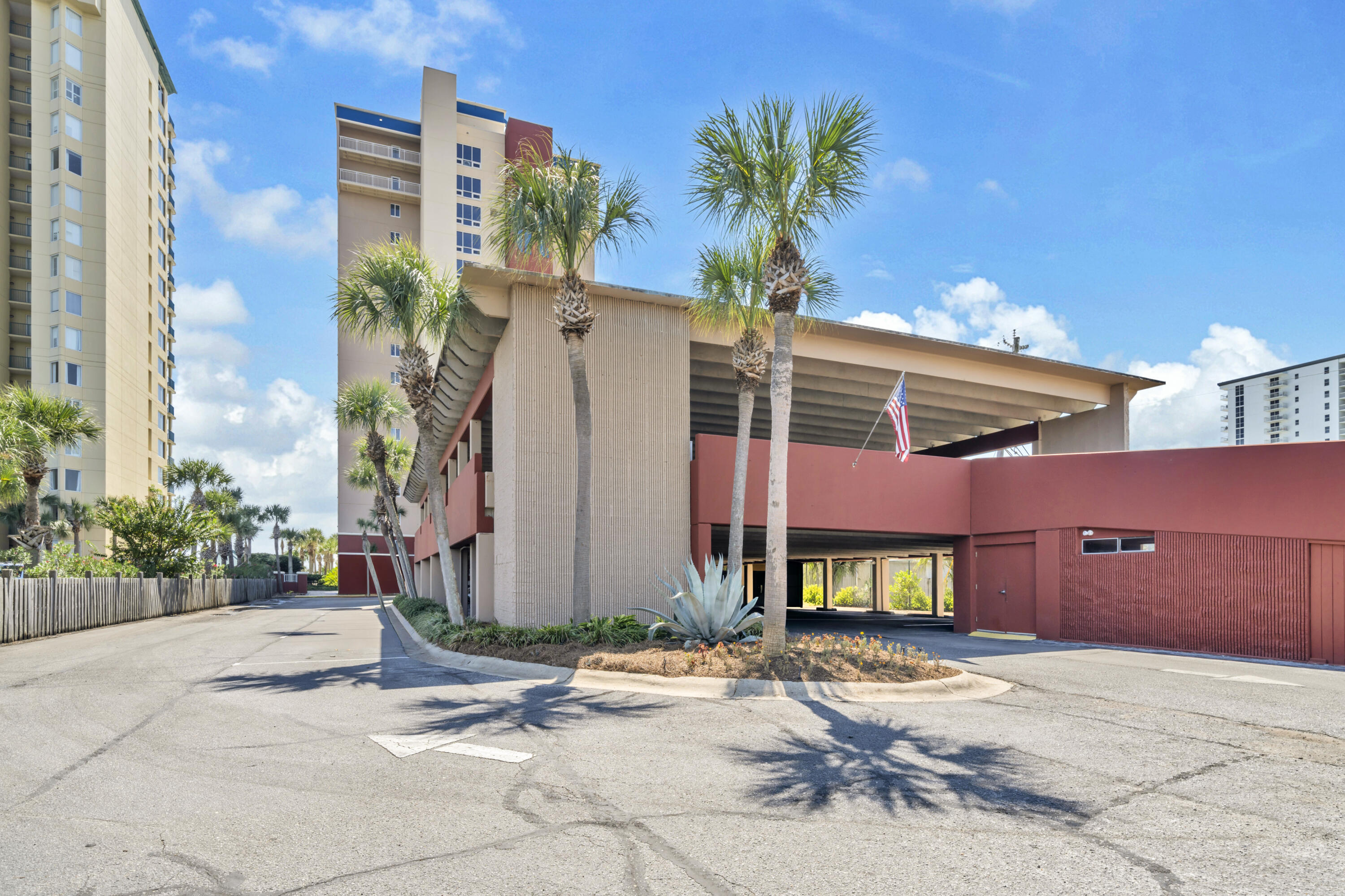DESTIN TOWERS CONDO - Residential