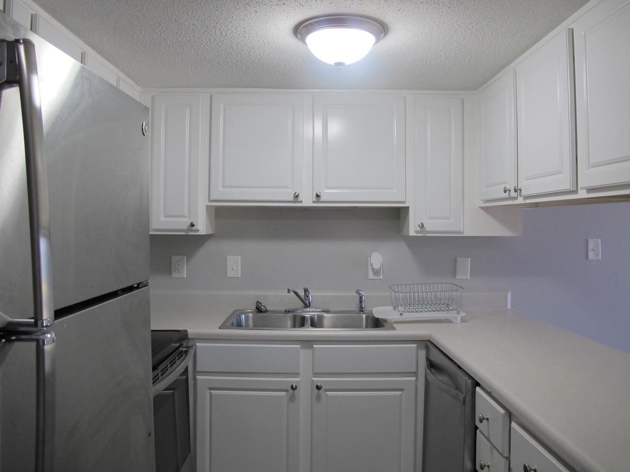 FINISTERRA CONDO - Residential