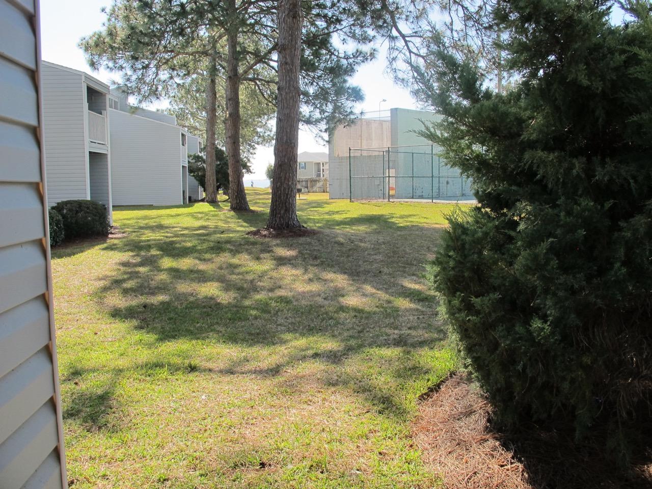 FINISTERRA CONDO - Residential