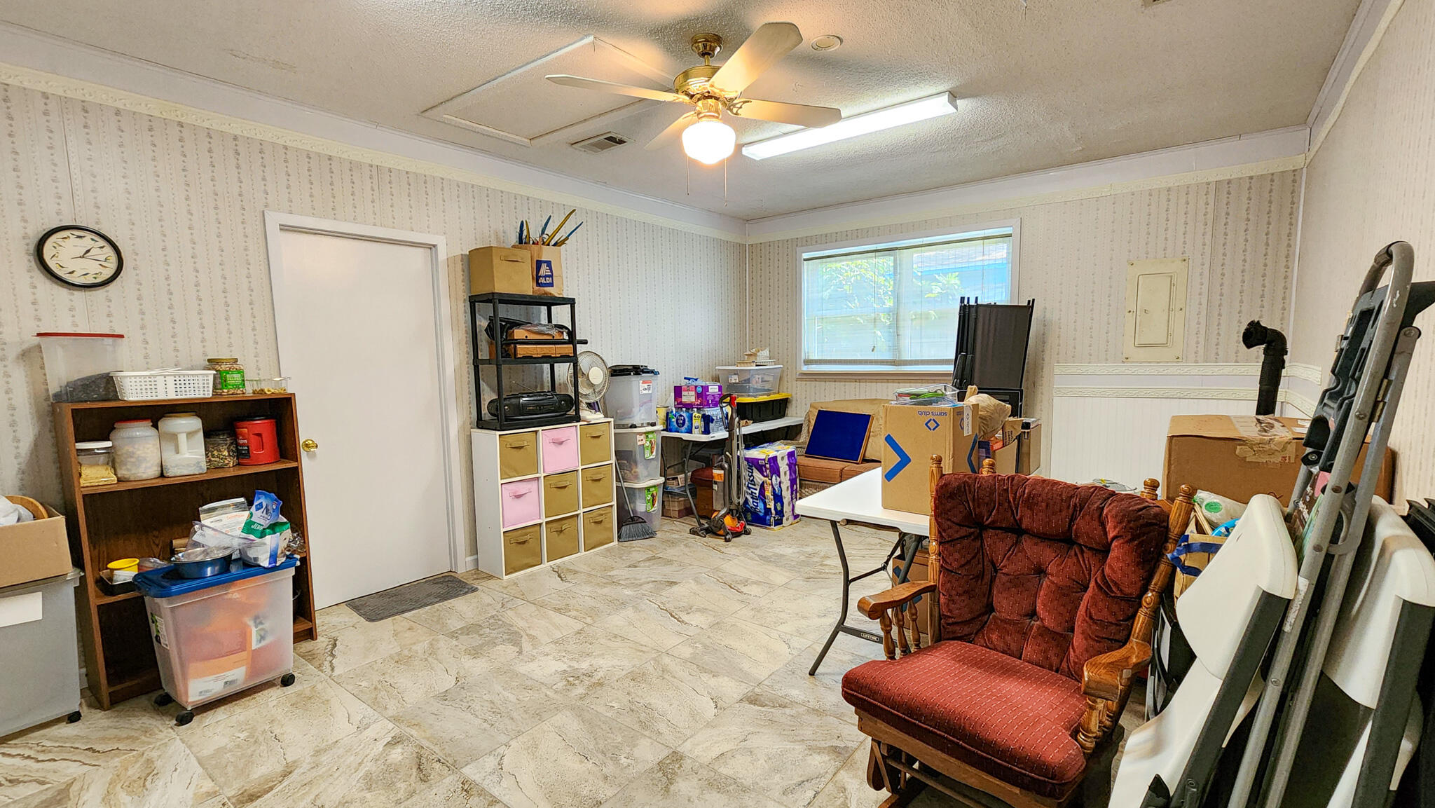 COLONY ESTATES 3RD ADDN - Residential