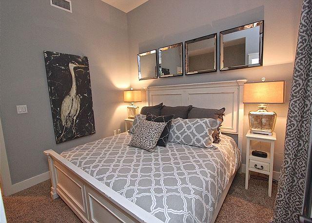 Pilot House - Residential