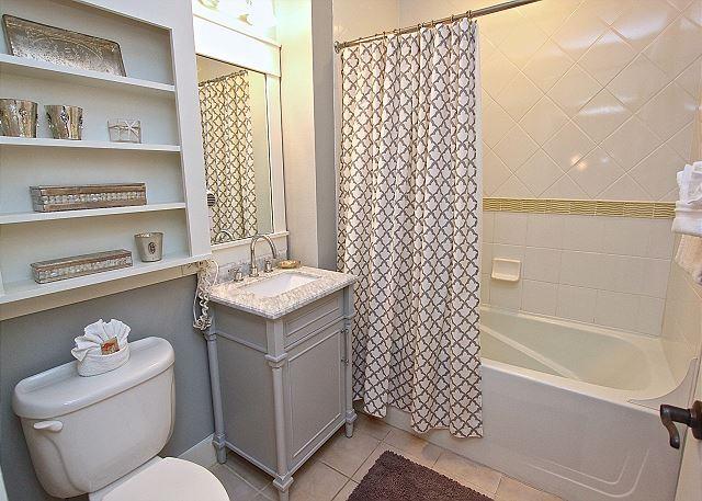 Pilot House - Residential