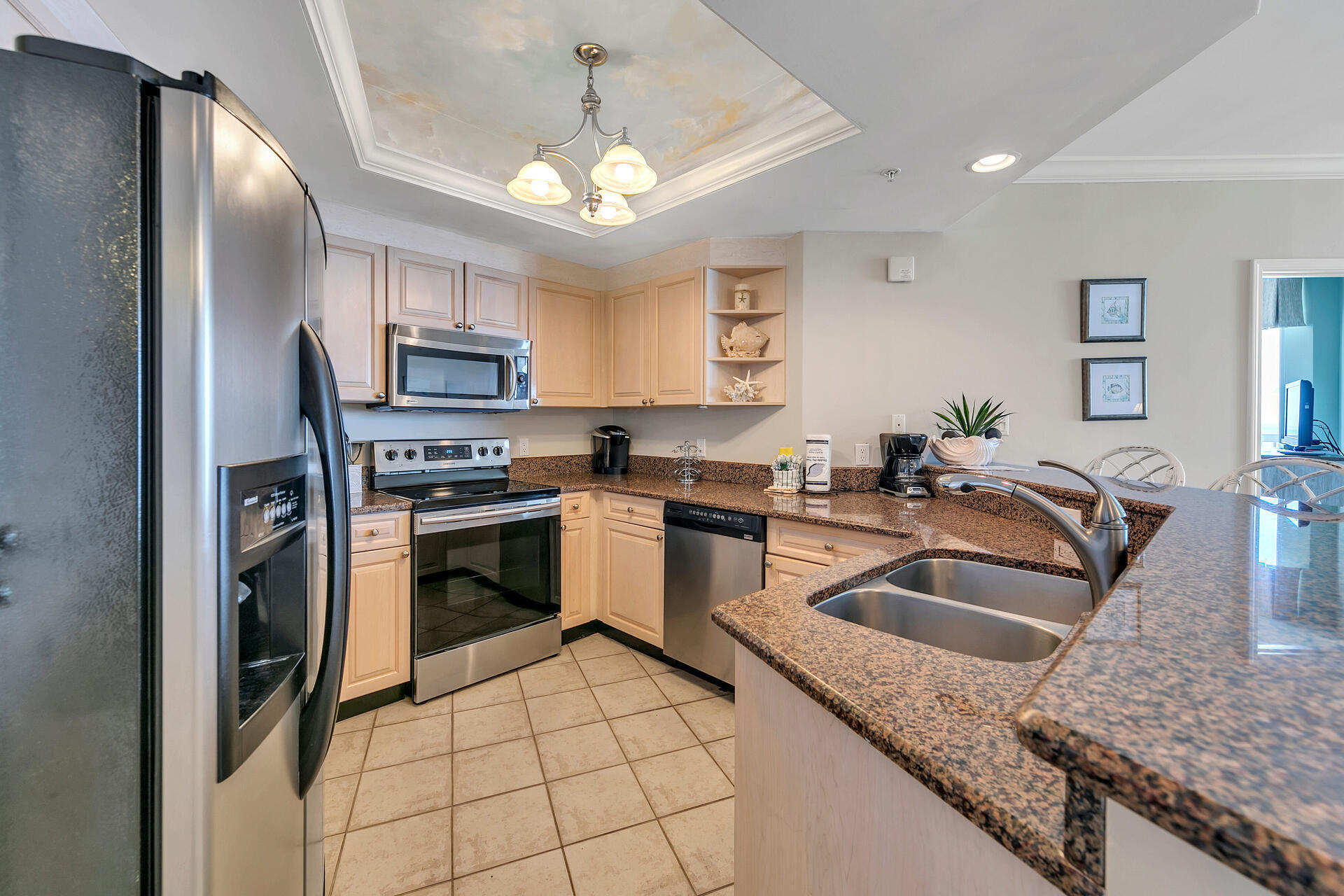 ST. MAARTEN AT SILVER SHELLS - Residential