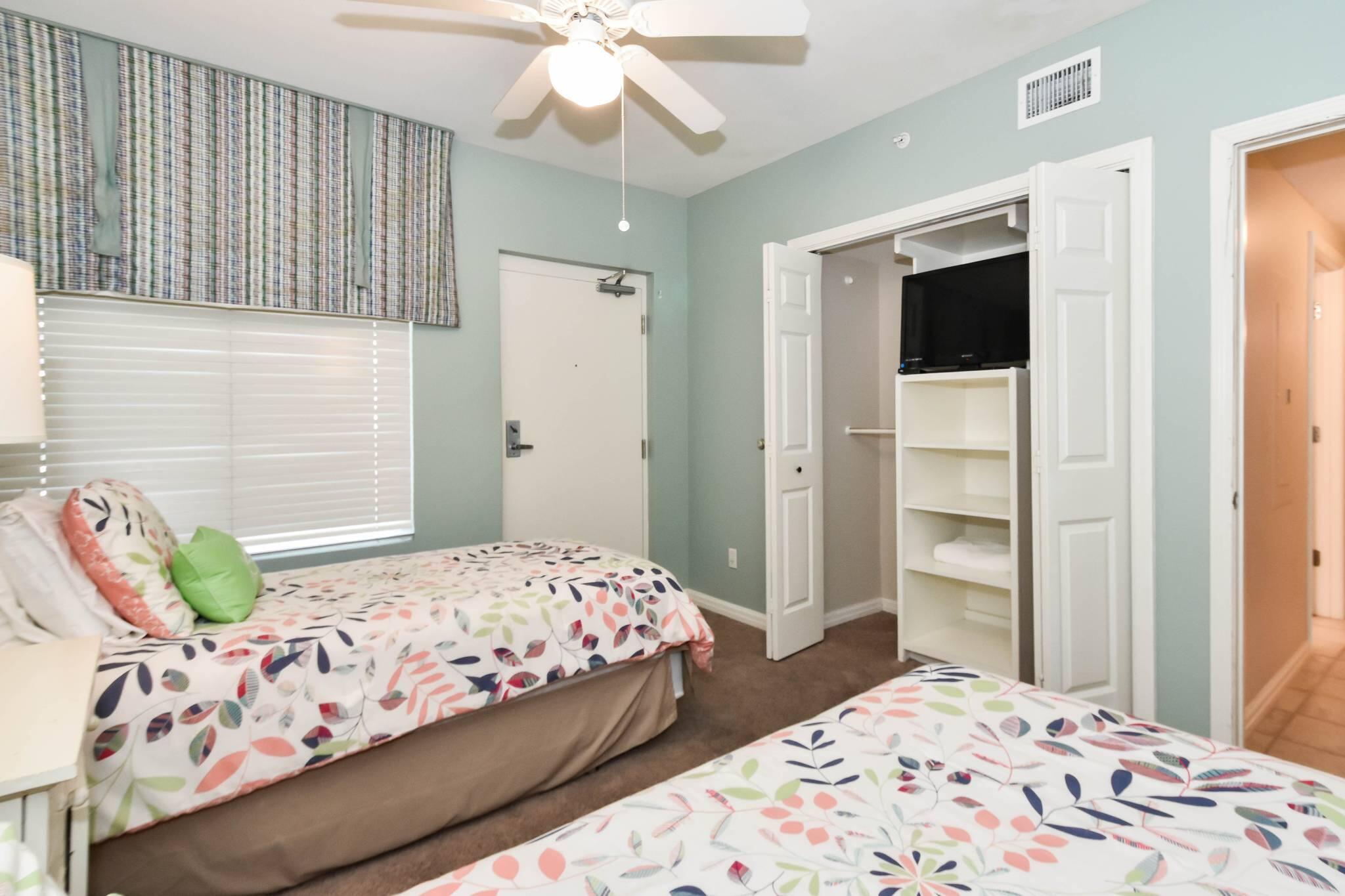 ST. MAARTEN AT SILVER SHELLS - Residential