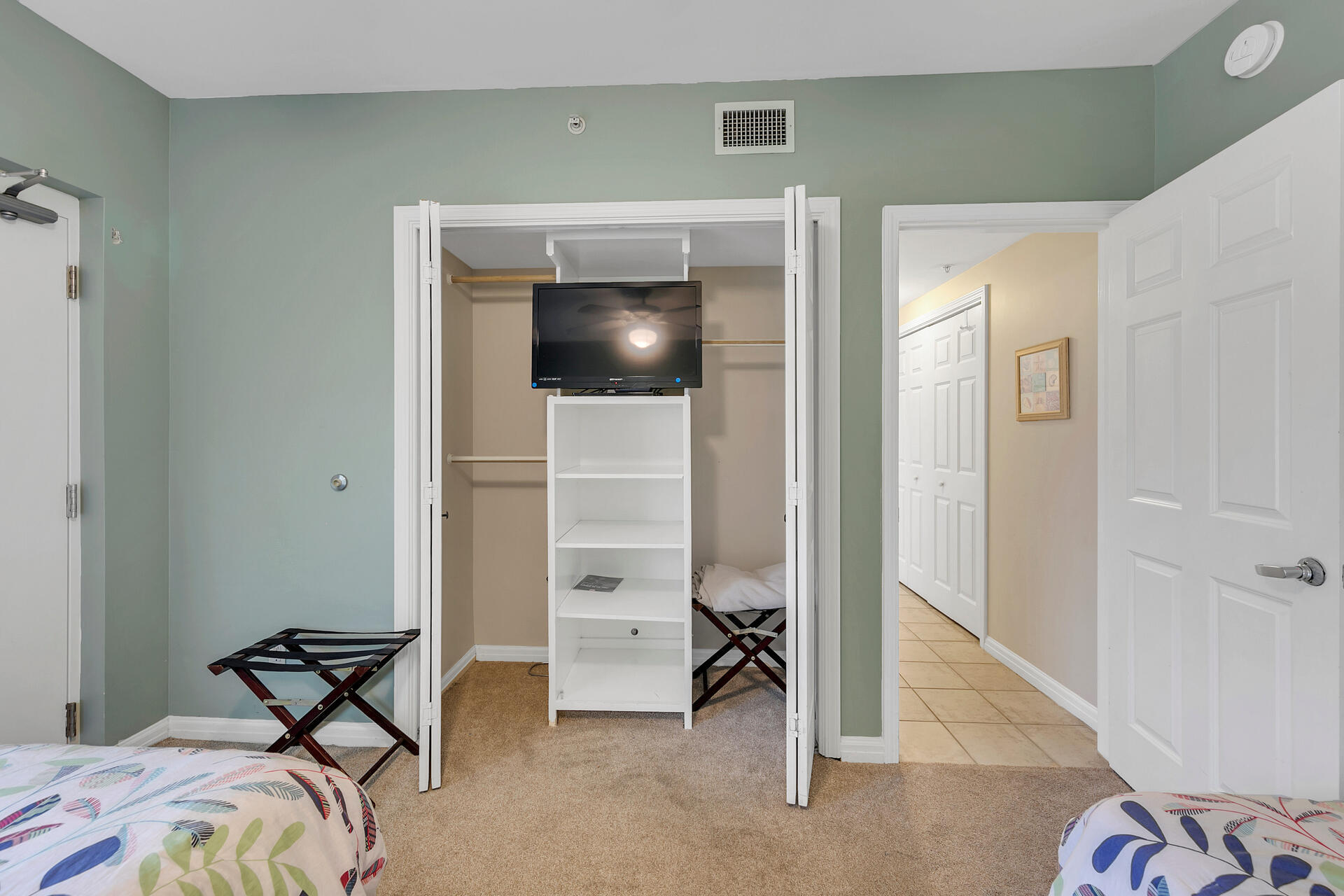 ST. MAARTEN AT SILVER SHELLS - Residential